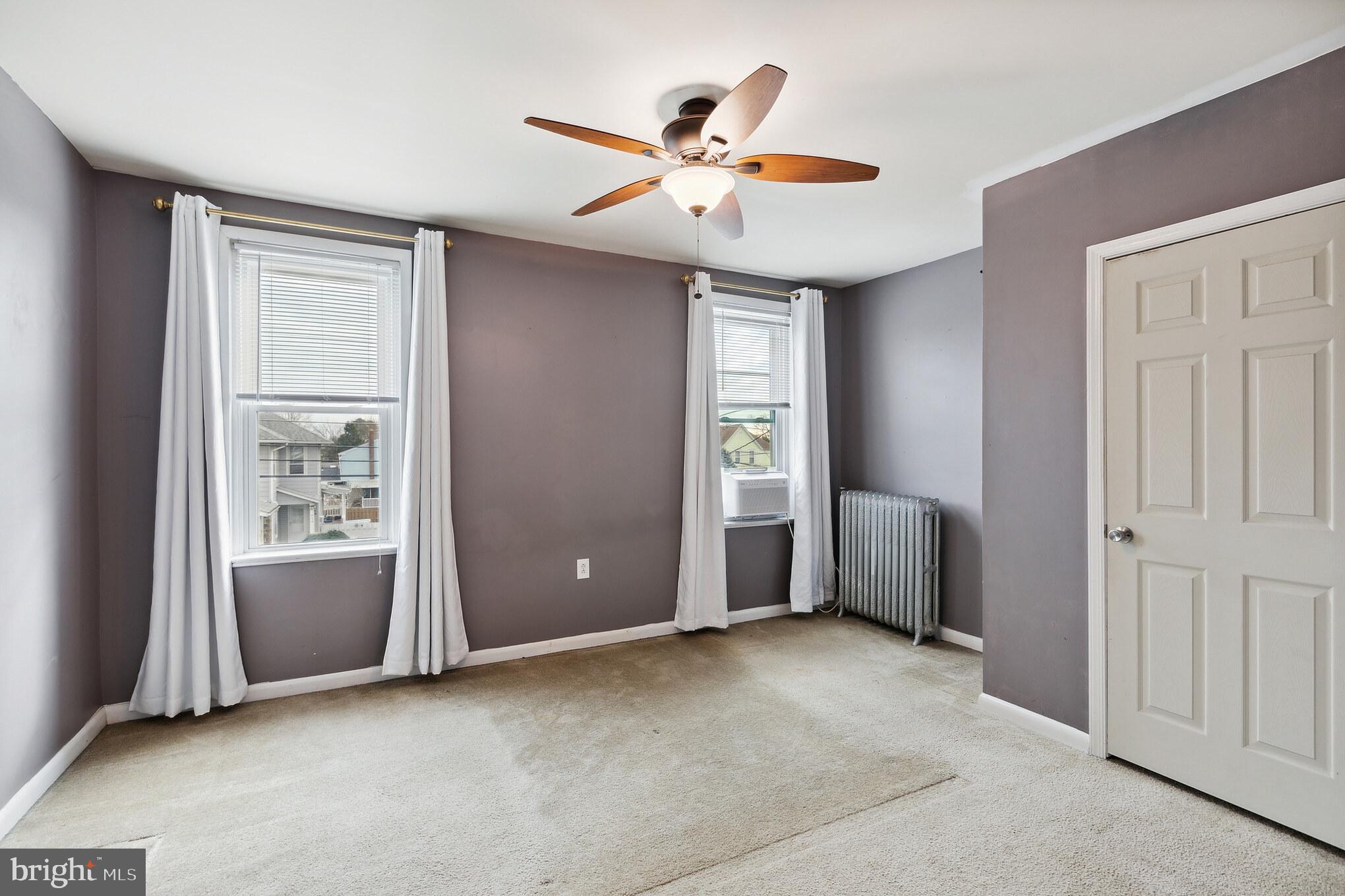 MILMONT PARK - Residential