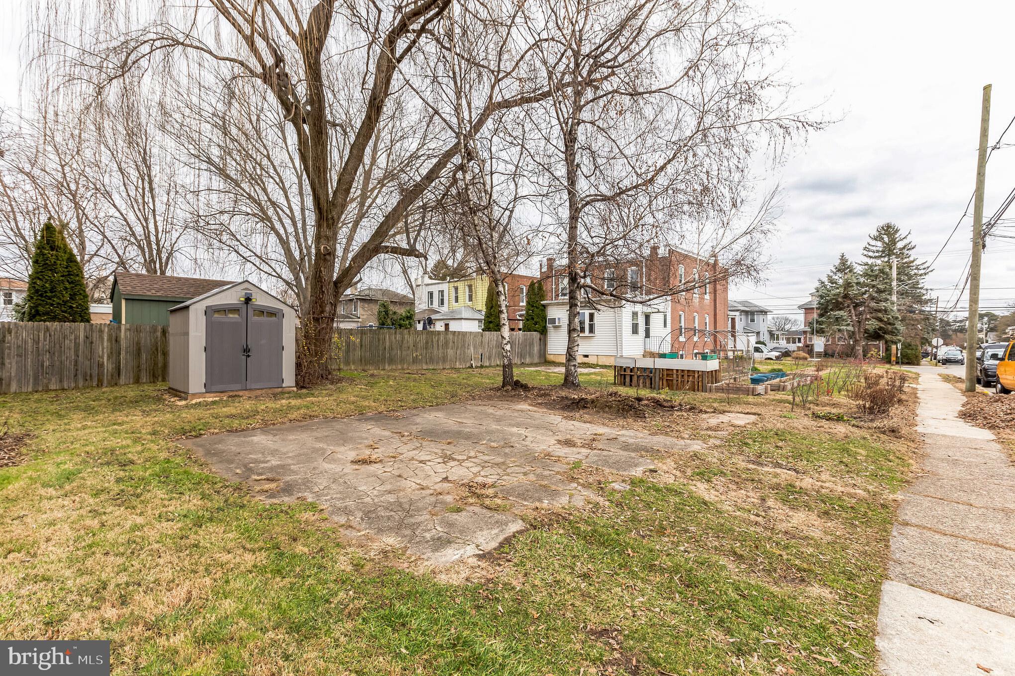 MILMONT PARK - Residential