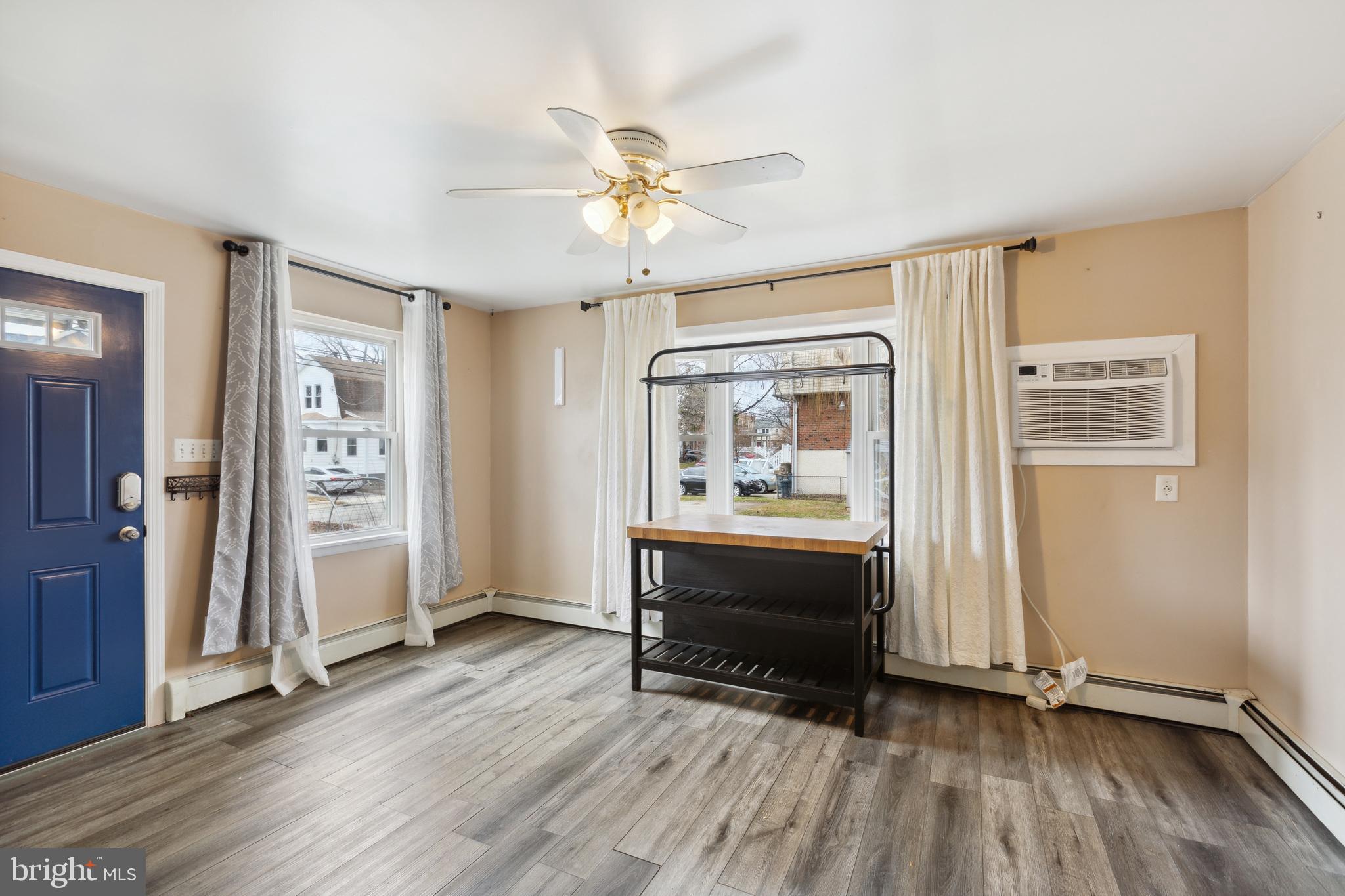 MILMONT PARK - Residential