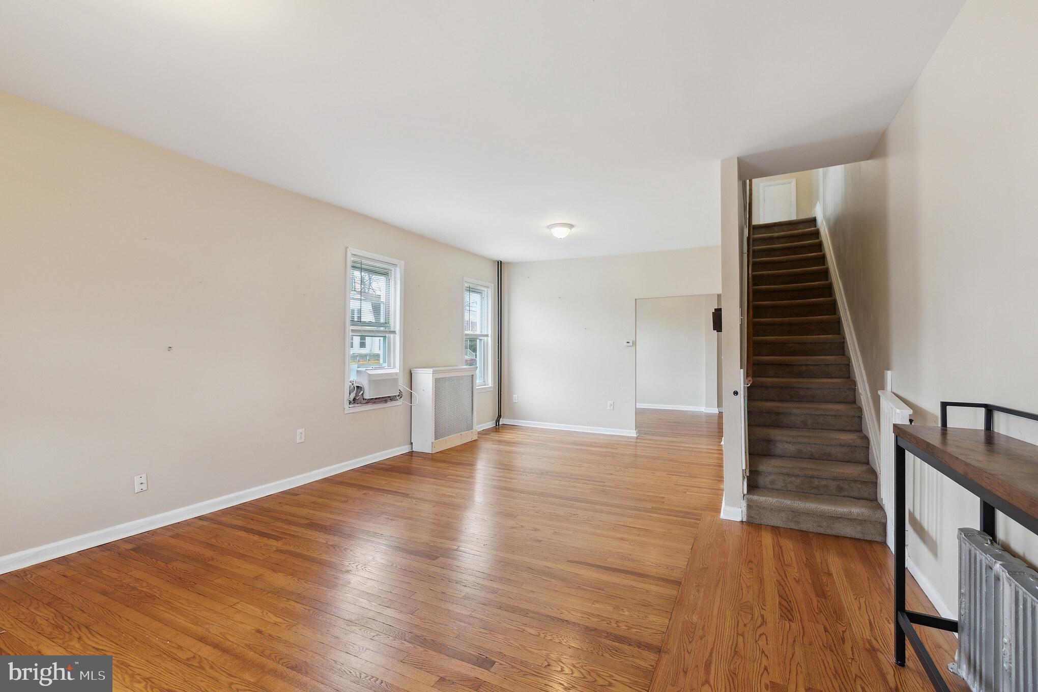 MILMONT PARK - Residential