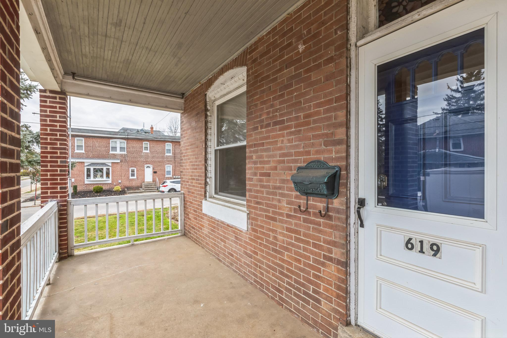 MILMONT PARK - Residential