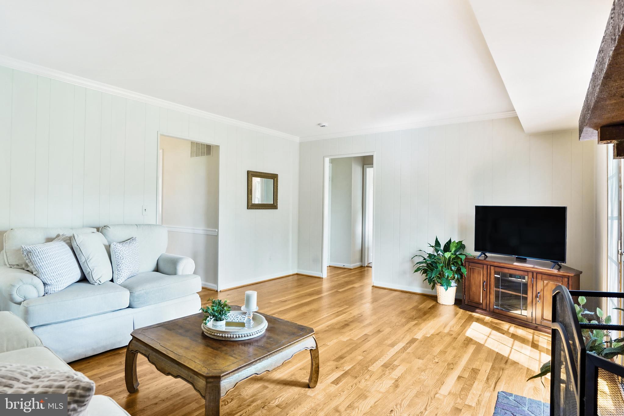POTOMAC CHASE - Residential