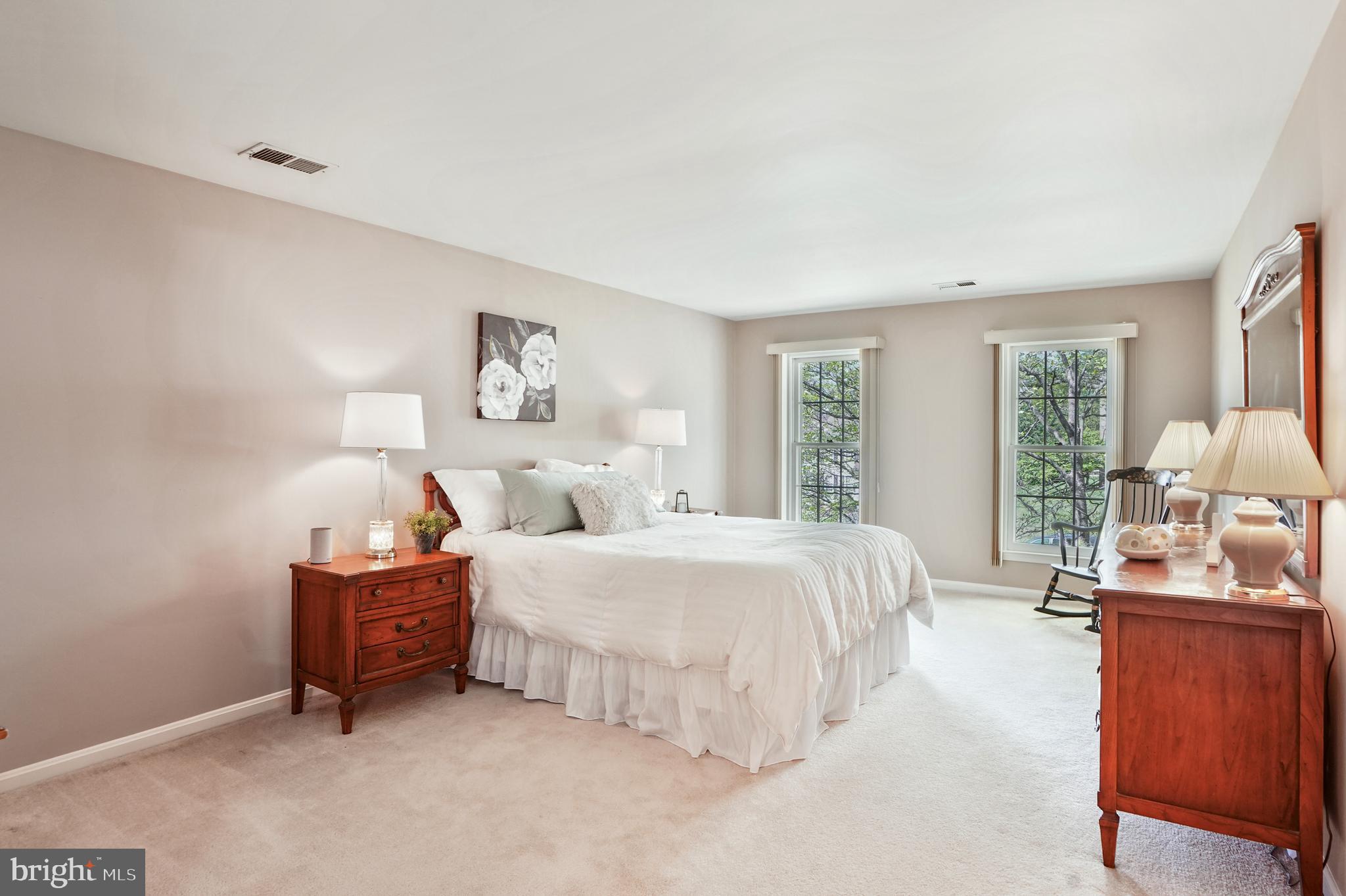 POTOMAC CHASE - Residential