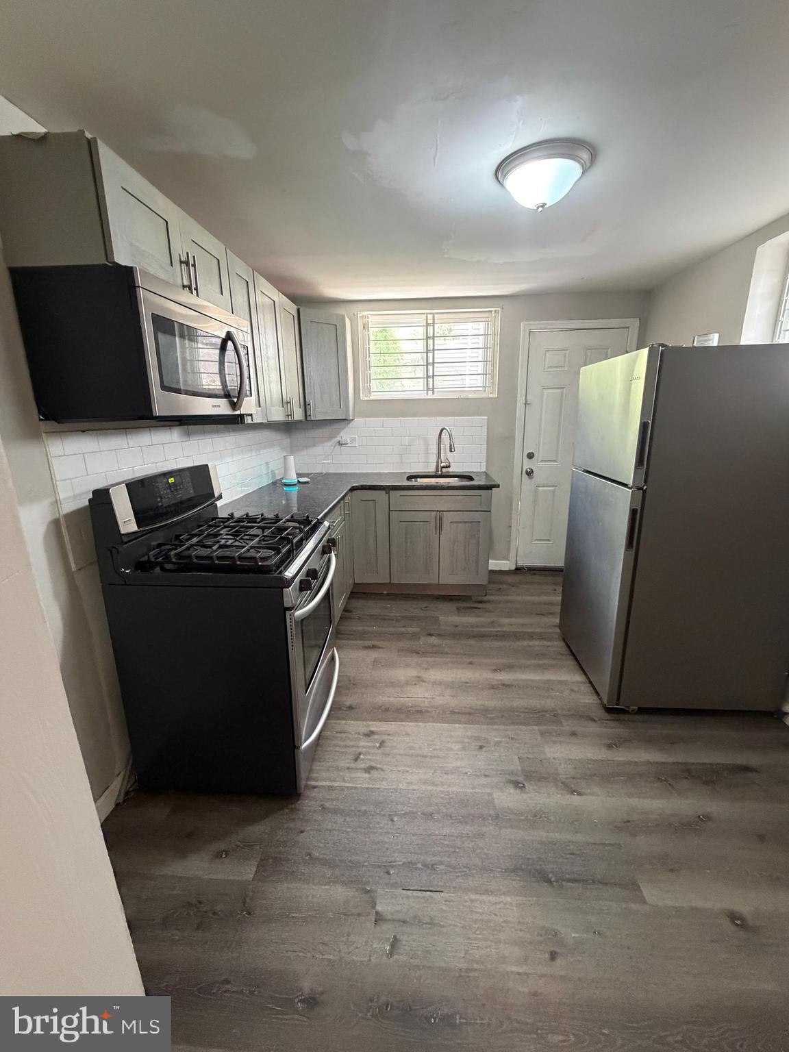 PORT RICHMOND - Residential