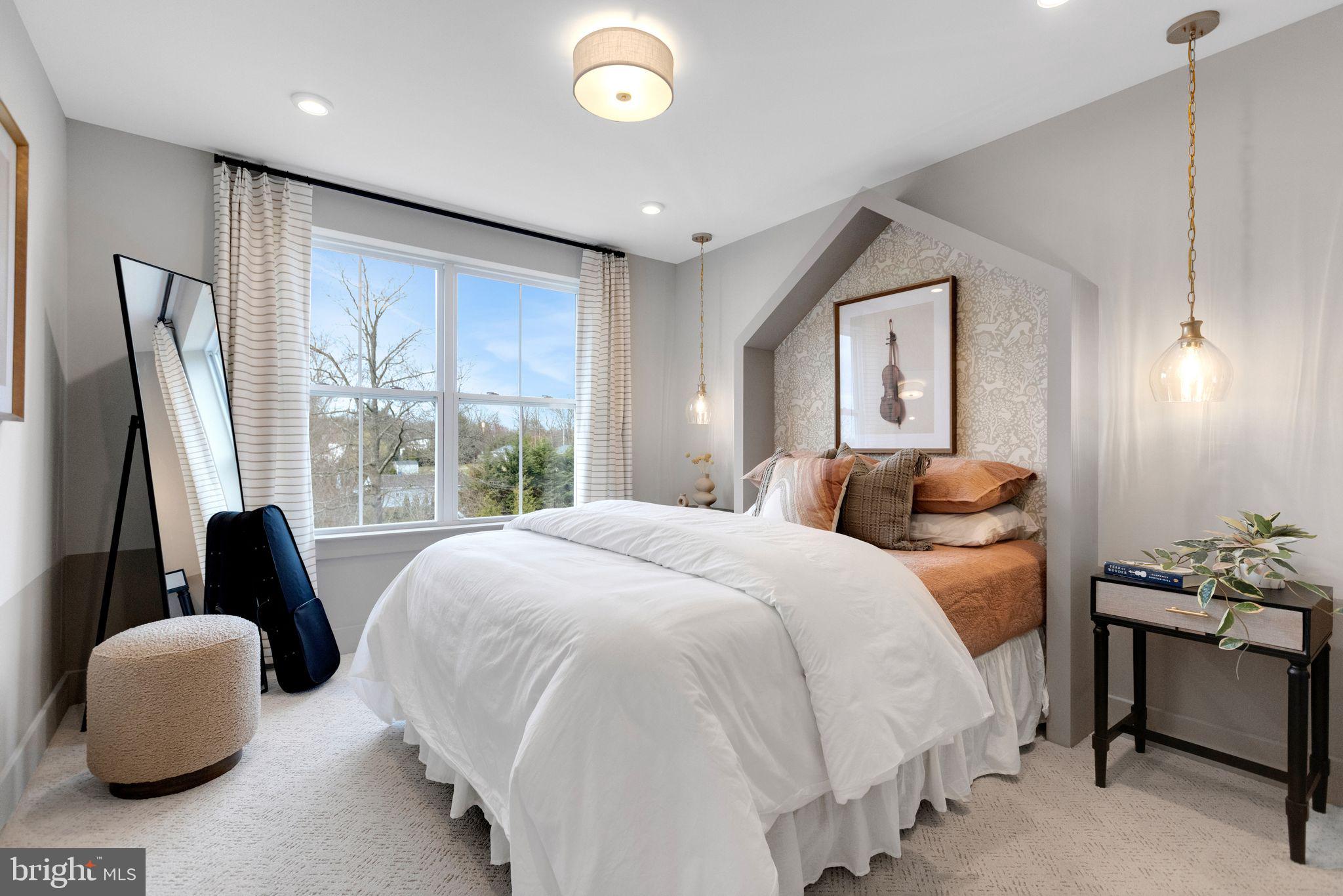 WESTVIEW SQUARE - Residential