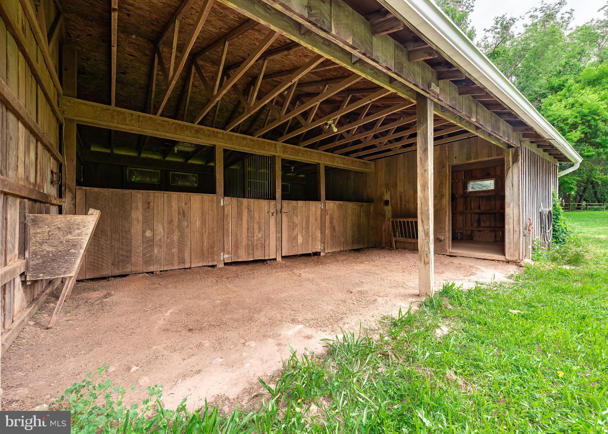 SPENCERVILLE - Farm