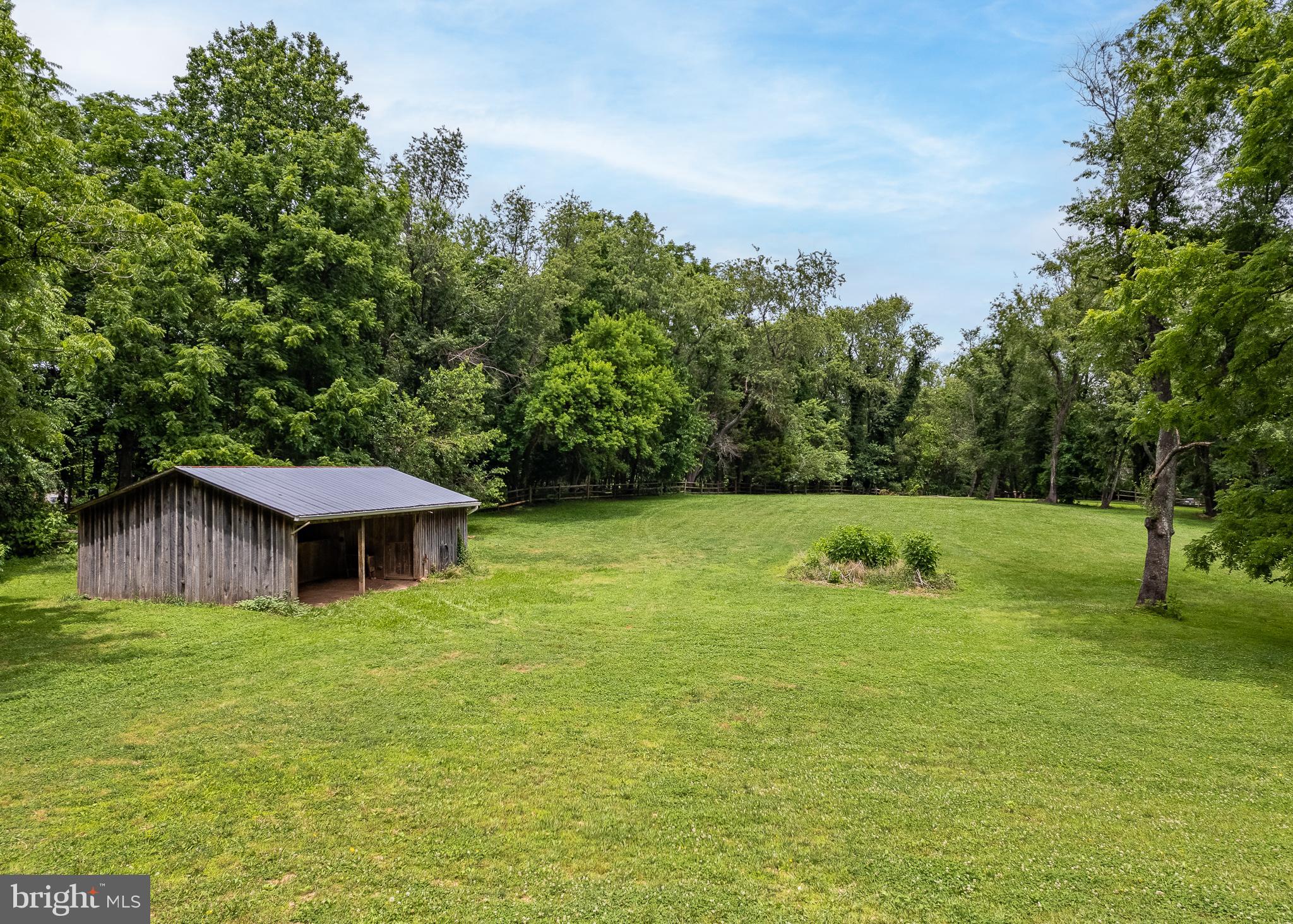 SPENCERVILLE - Farm