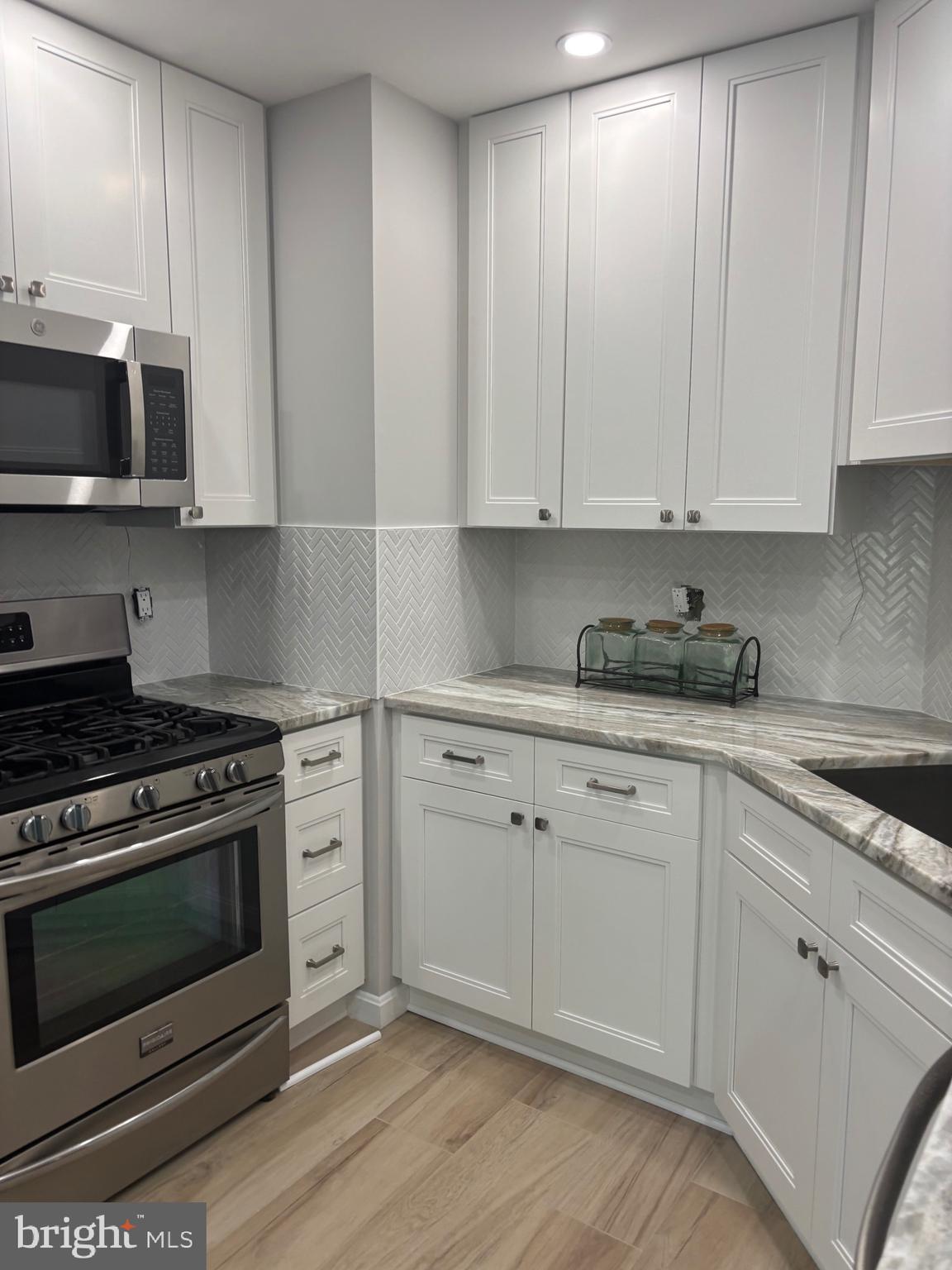 GERMANTOWN ESTATES - Residential