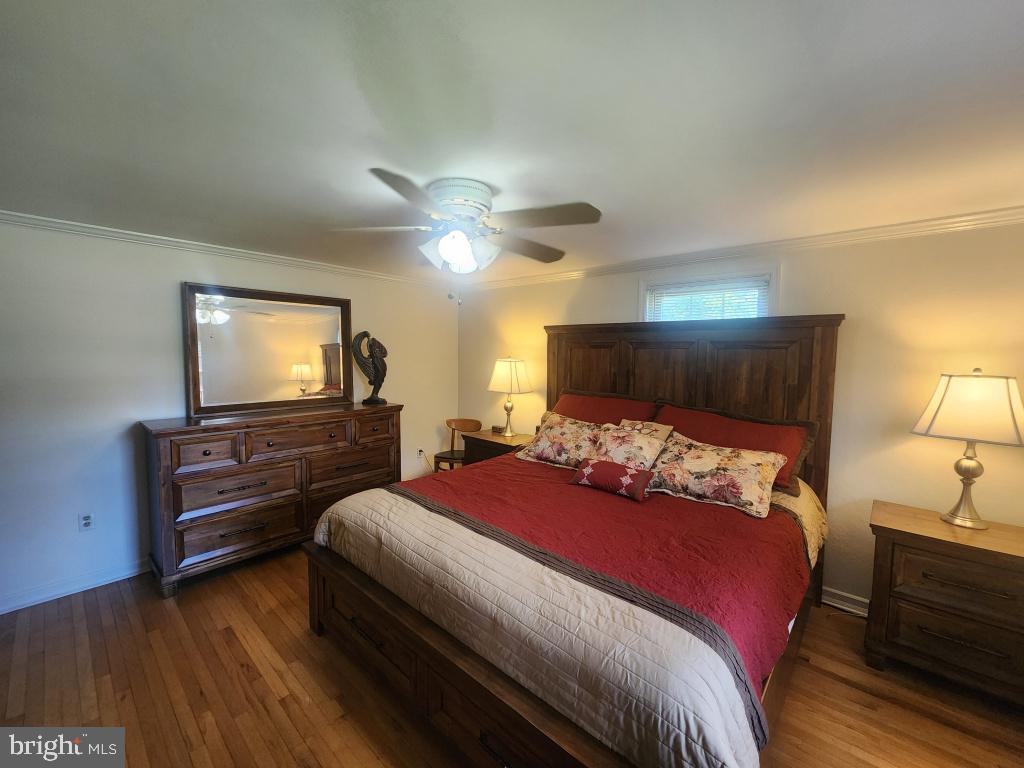 LYNWICK VILLAGE - Residential
