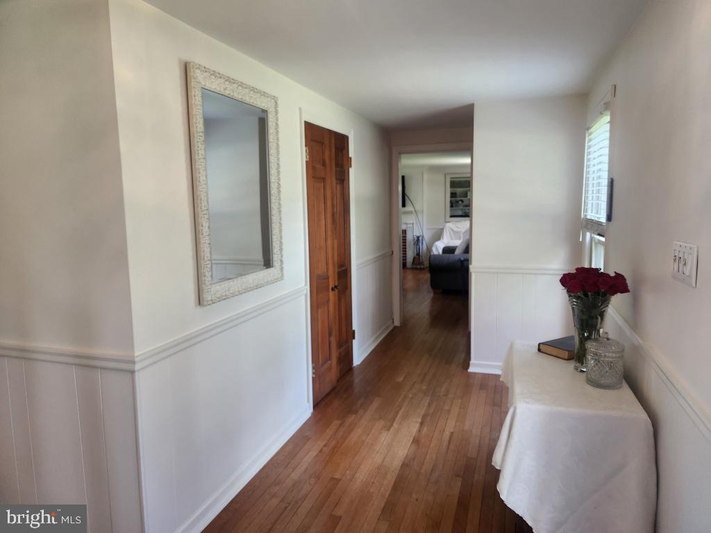 LYNWICK VILLAGE - Residential