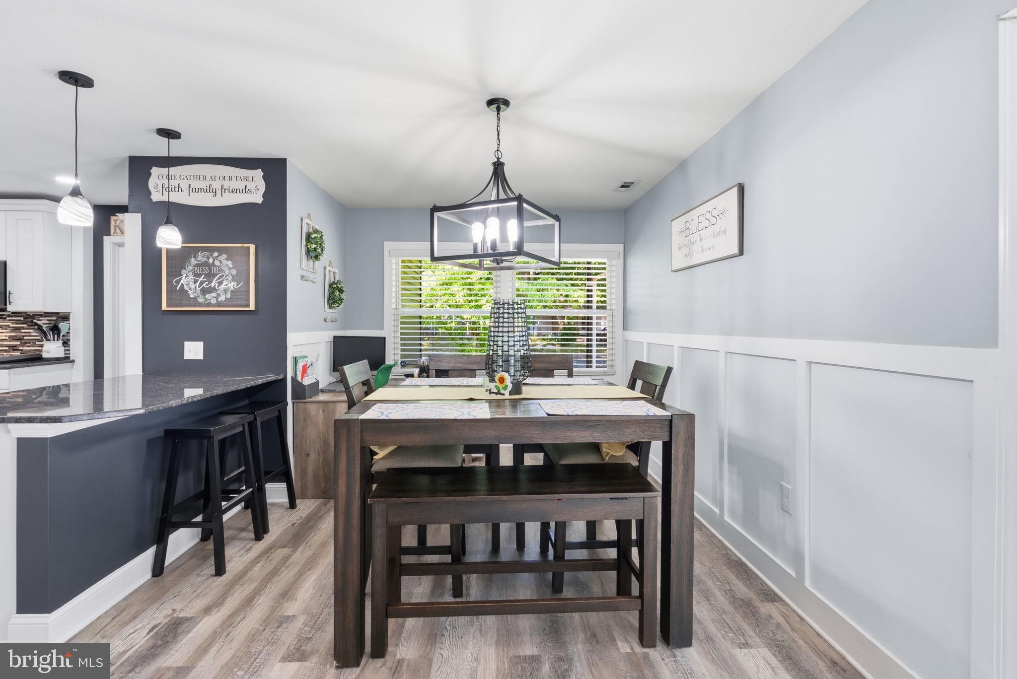 OAKTREE HOLLOW - Residential