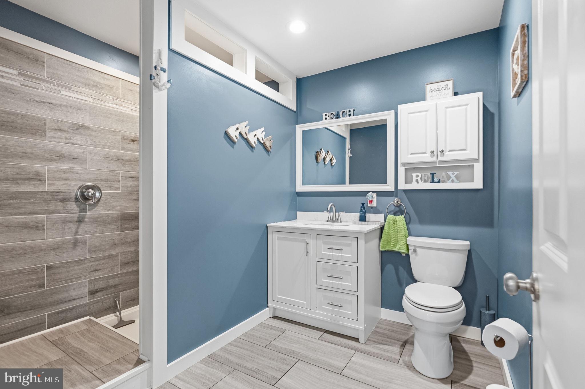 OAKTREE HOLLOW - Residential