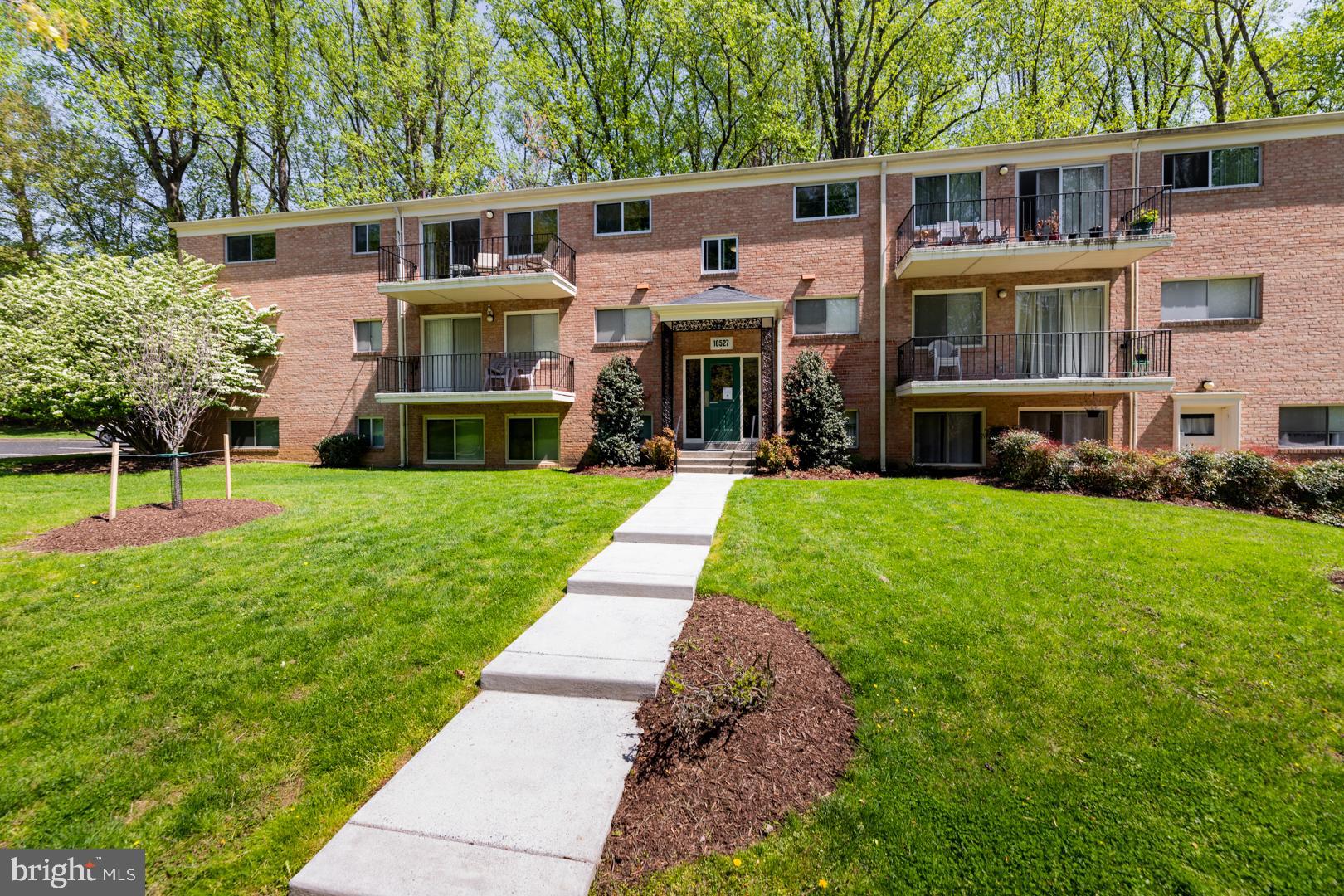 PARKSIDE CONDOMINIUMS - Residential