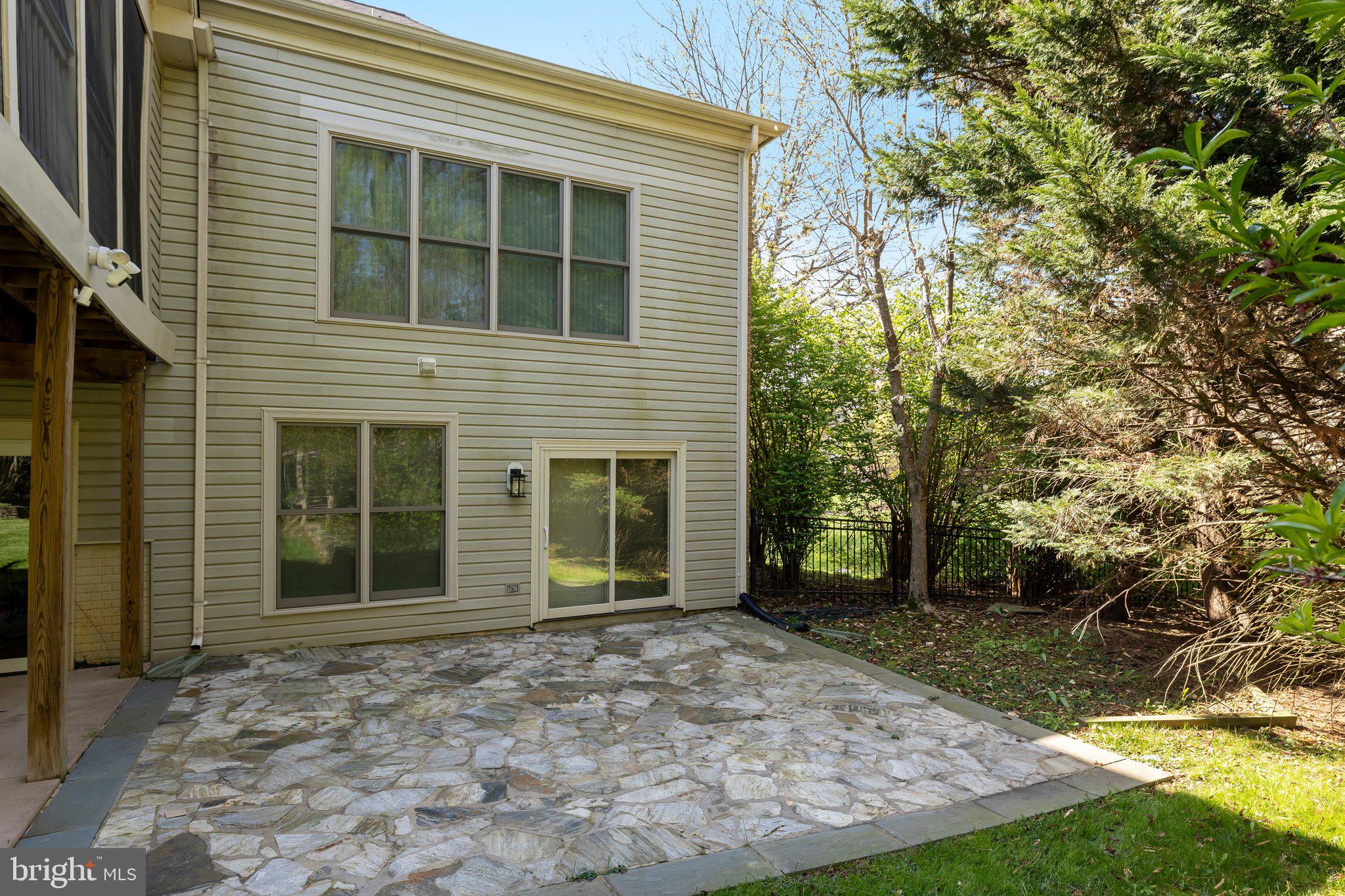 SMC MCLEAN - Residential