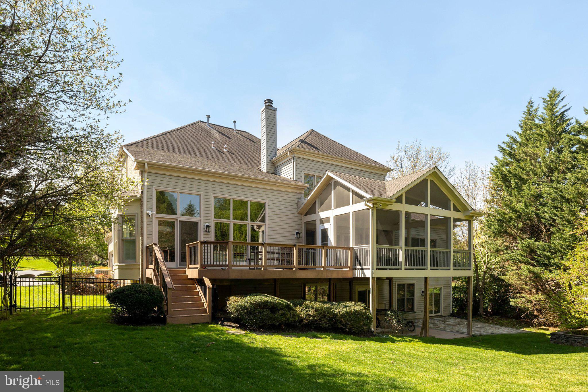 SMC MCLEAN - Residential