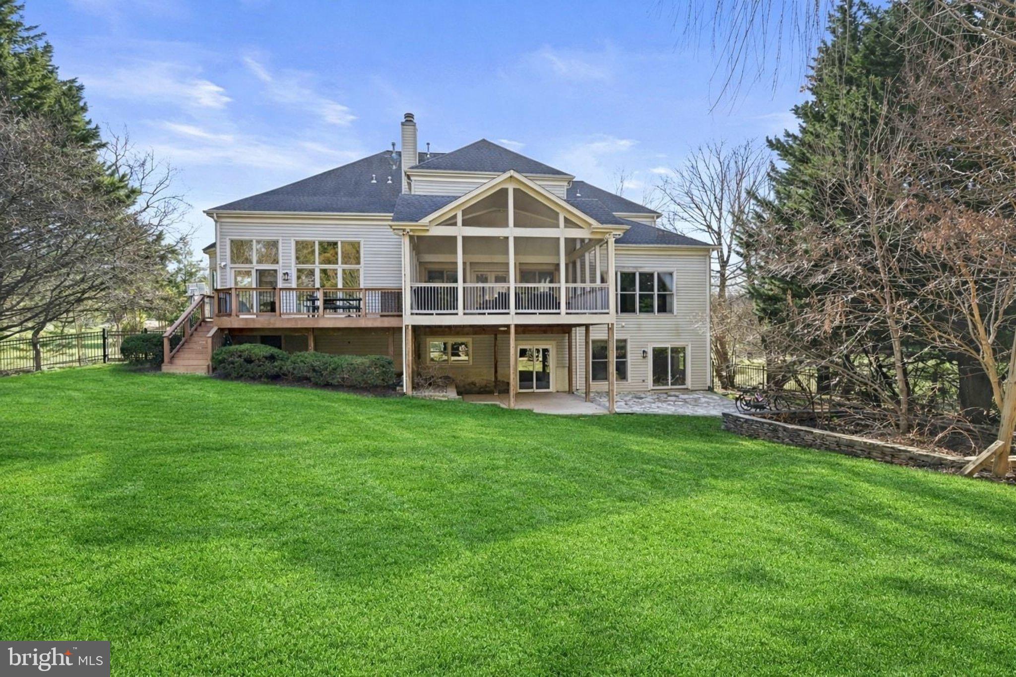 SMC MCLEAN - Residential