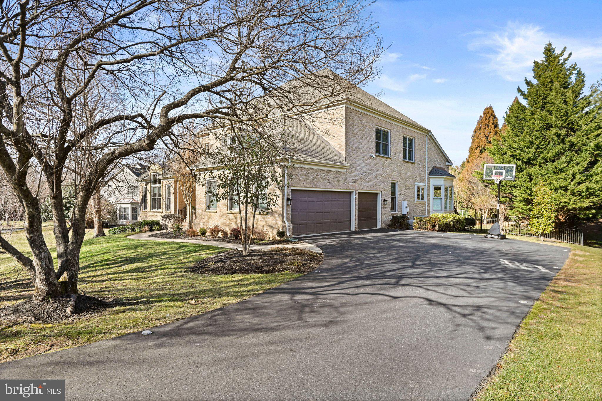 SMC MCLEAN - Residential