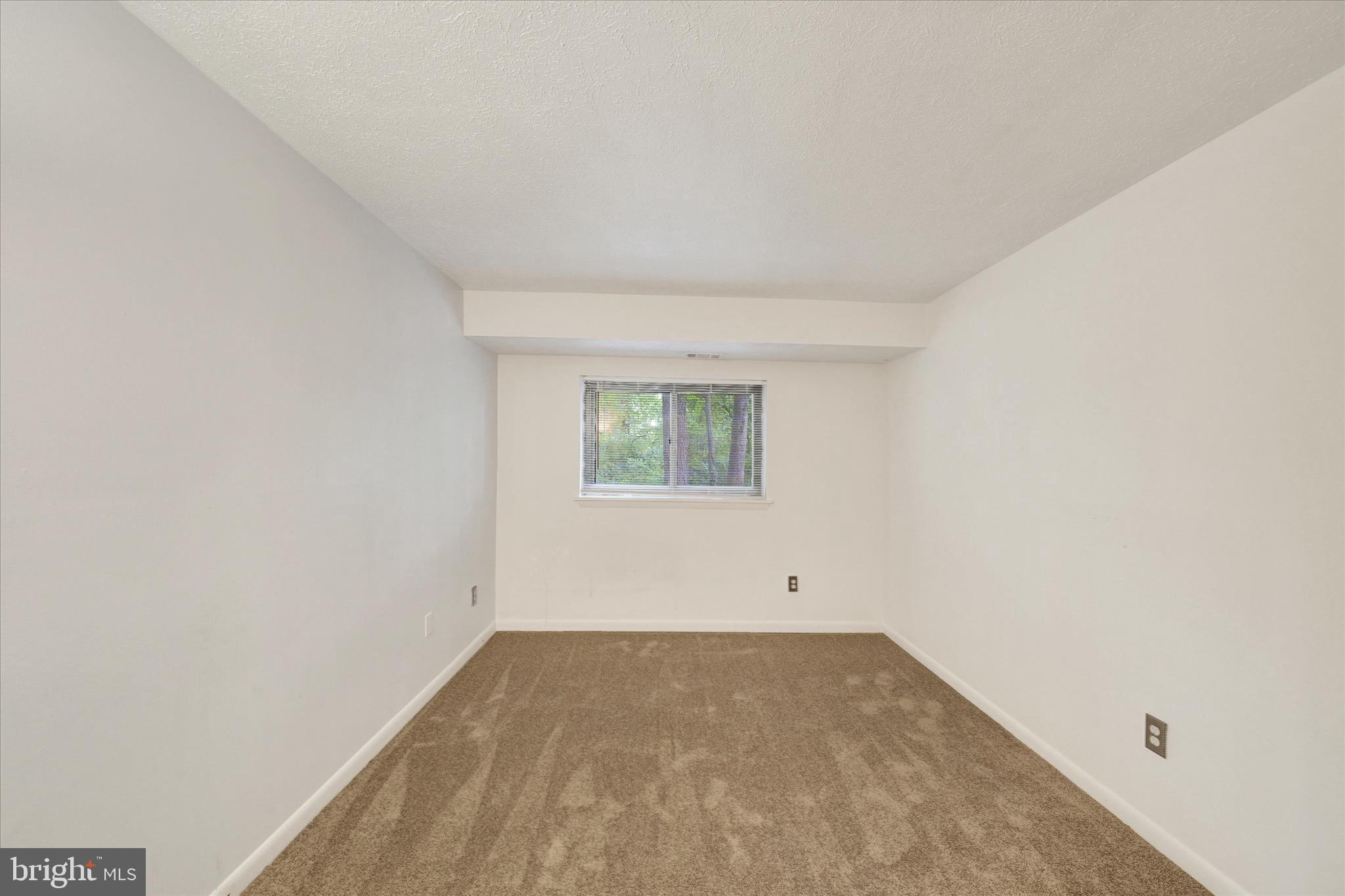 MAGNOLIA WOODS - Residential