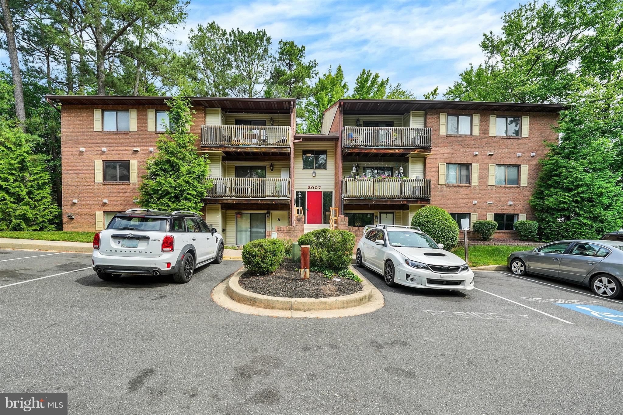 MAGNOLIA WOODS - Residential