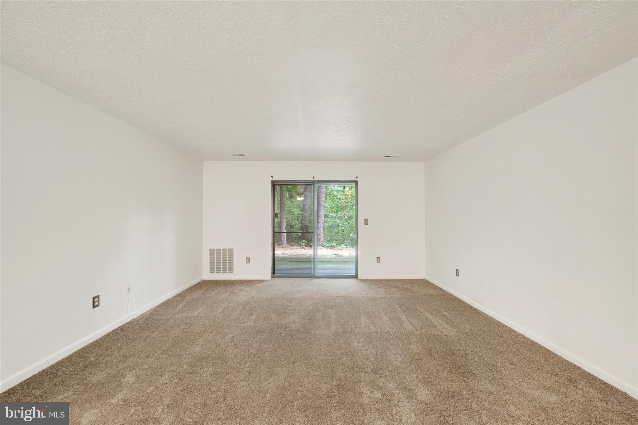 MAGNOLIA WOODS - Residential