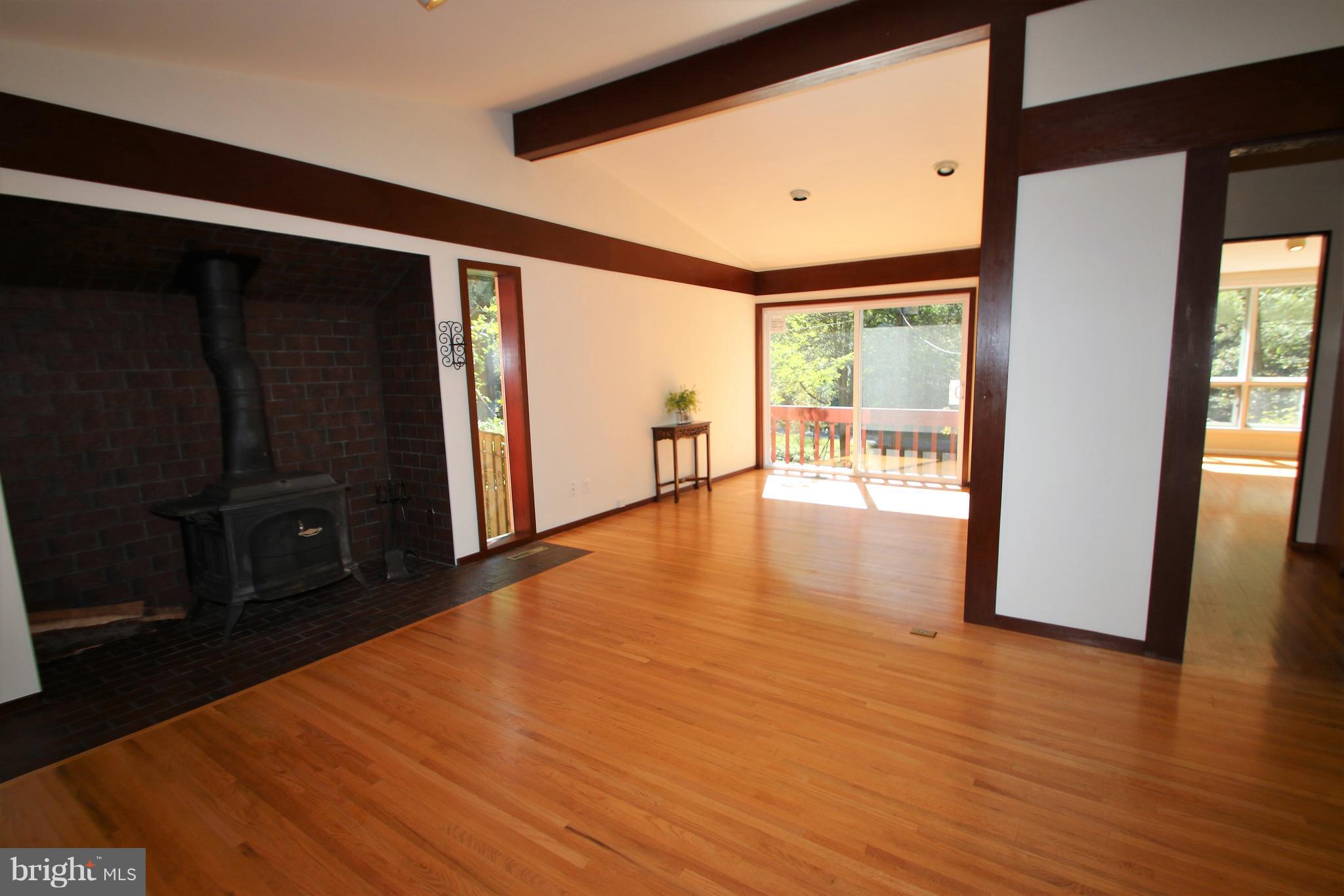ROCK CREEK PALISADES - Residential