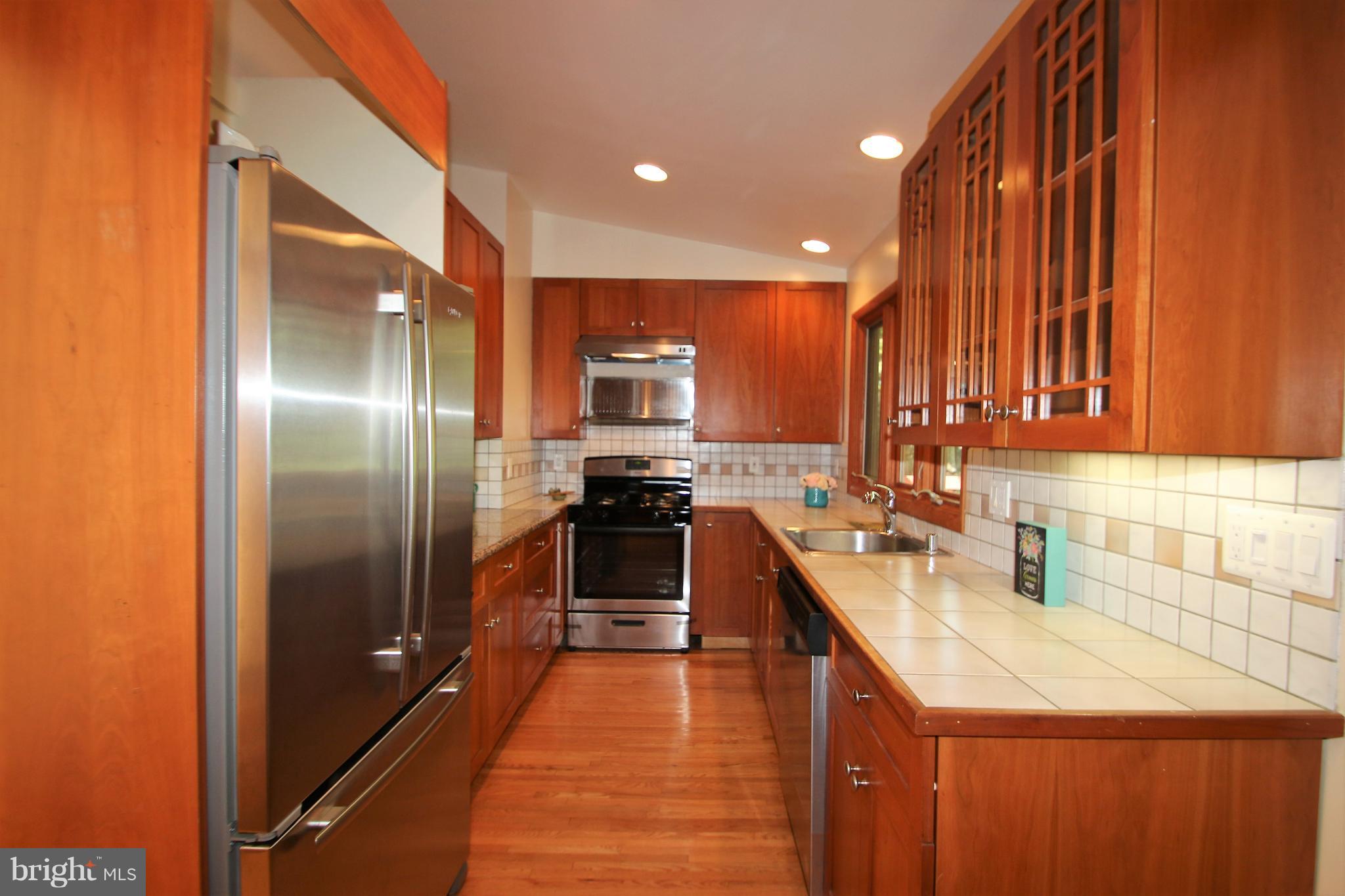 ROCK CREEK PALISADES - Residential