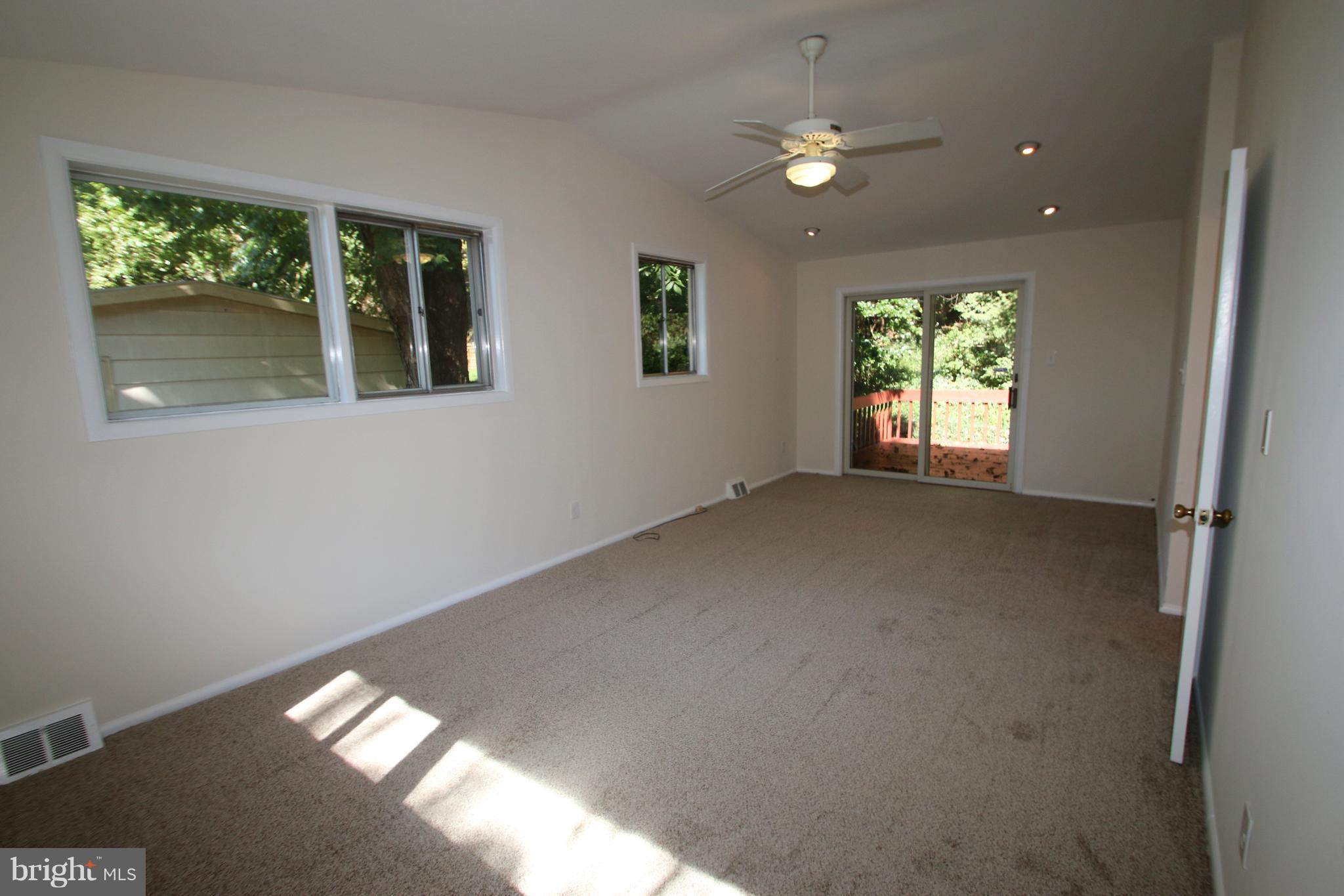 ROCK CREEK PALISADES - Residential