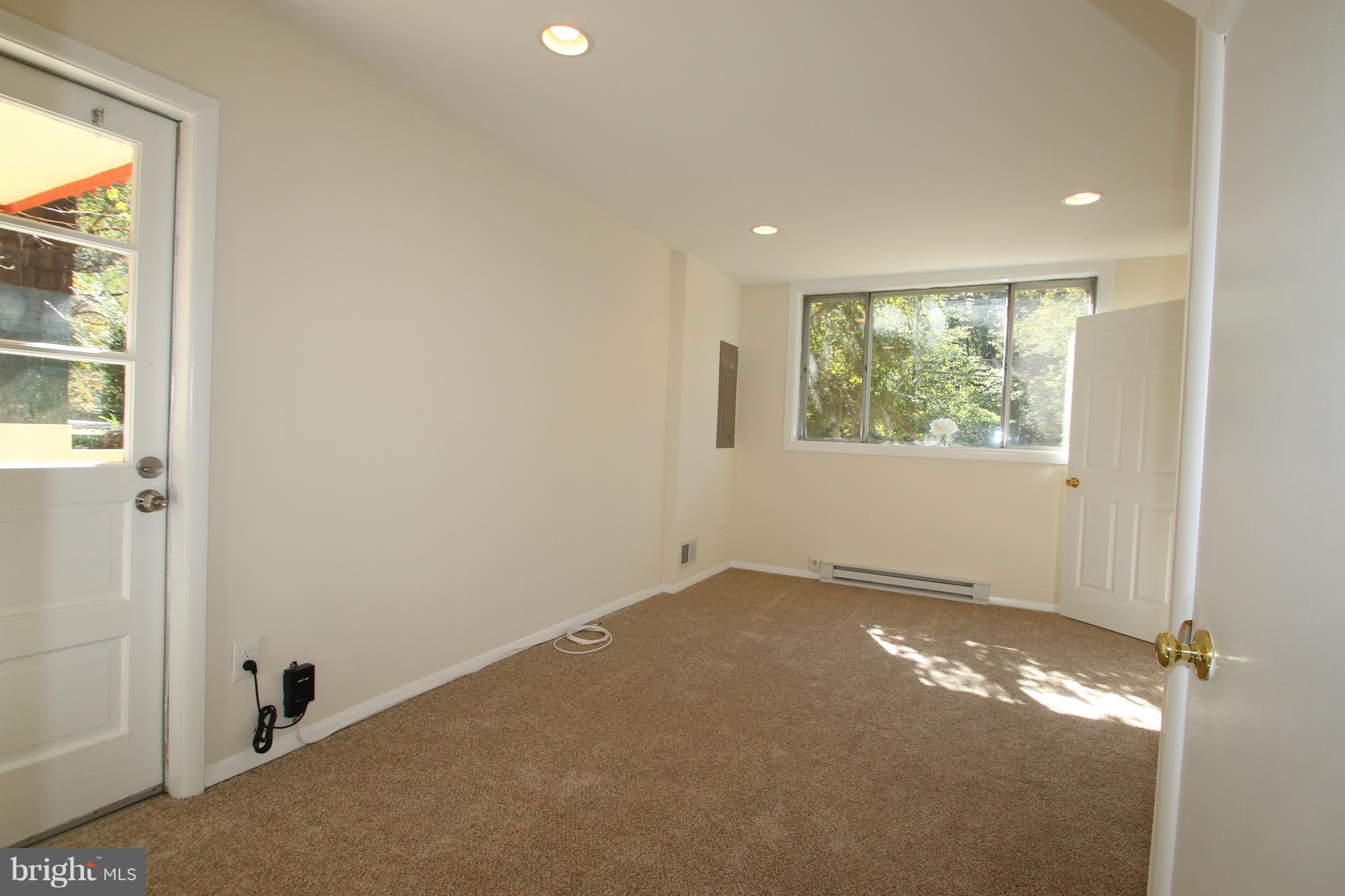 ROCK CREEK PALISADES - Residential