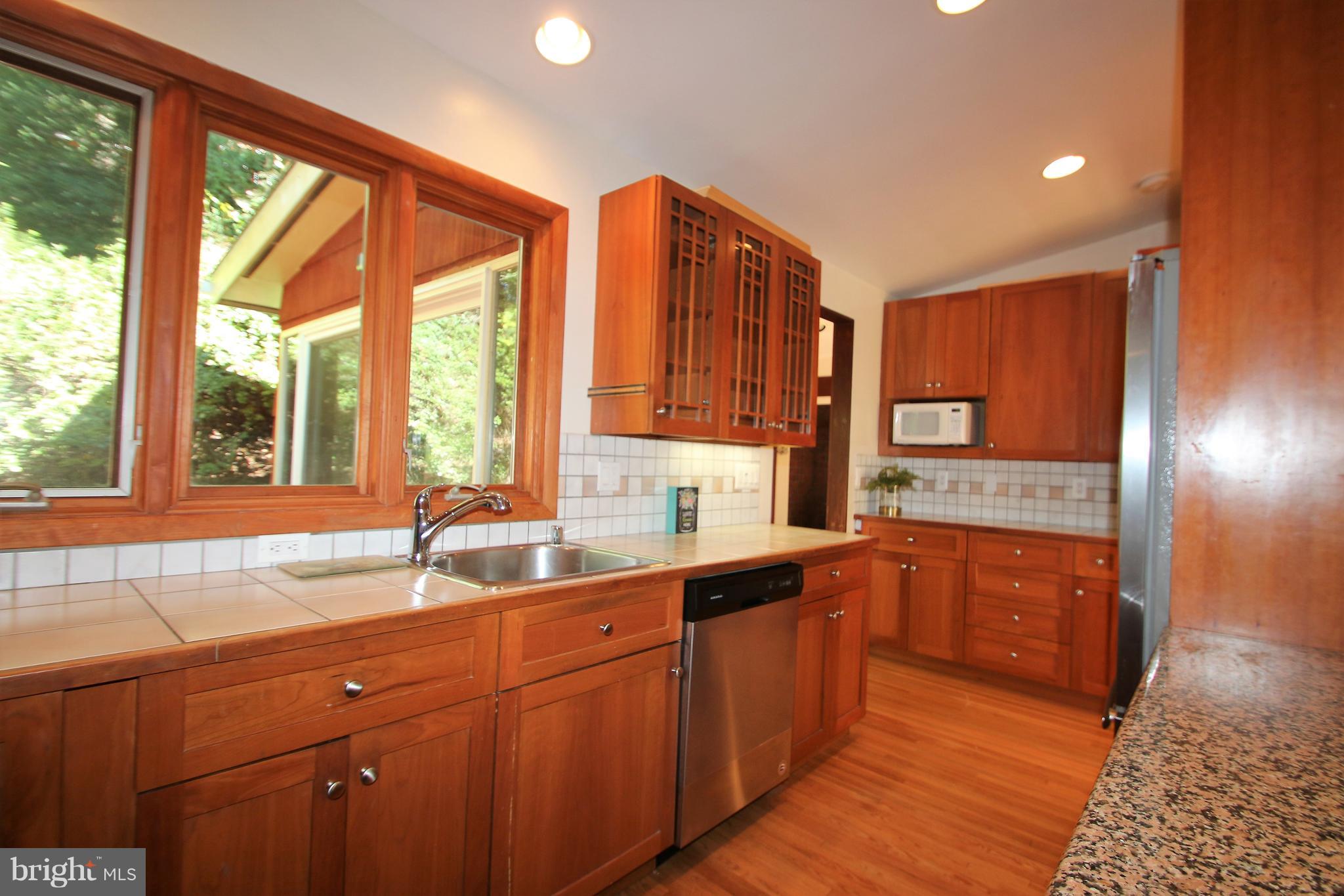 ROCK CREEK PALISADES - Residential