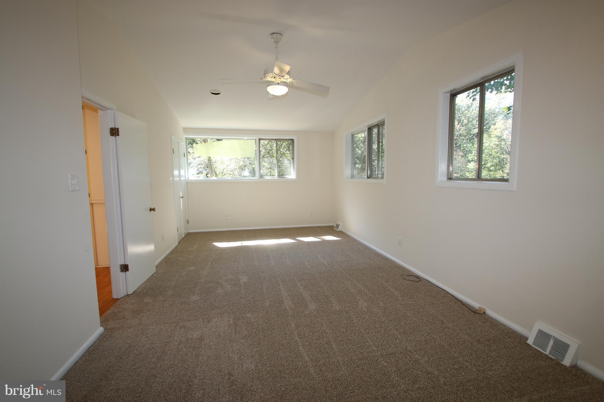 ROCK CREEK PALISADES - Residential