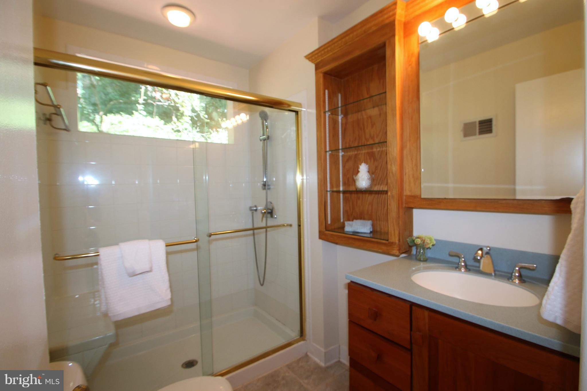ROCK CREEK PALISADES - Residential