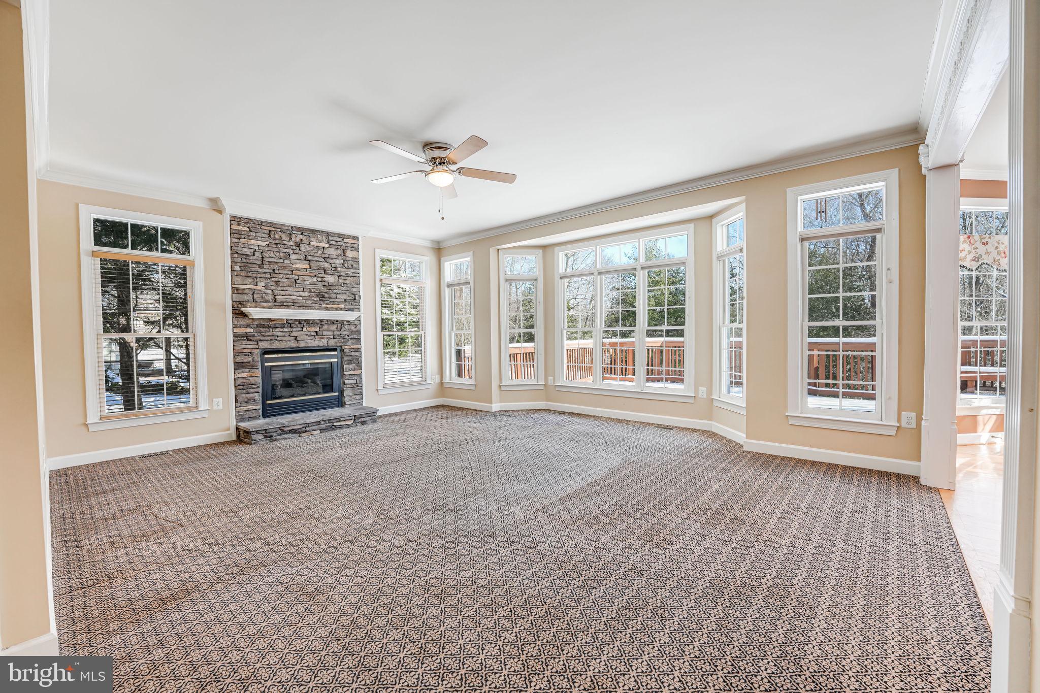 CREST RIDGE ESTATES - Residential