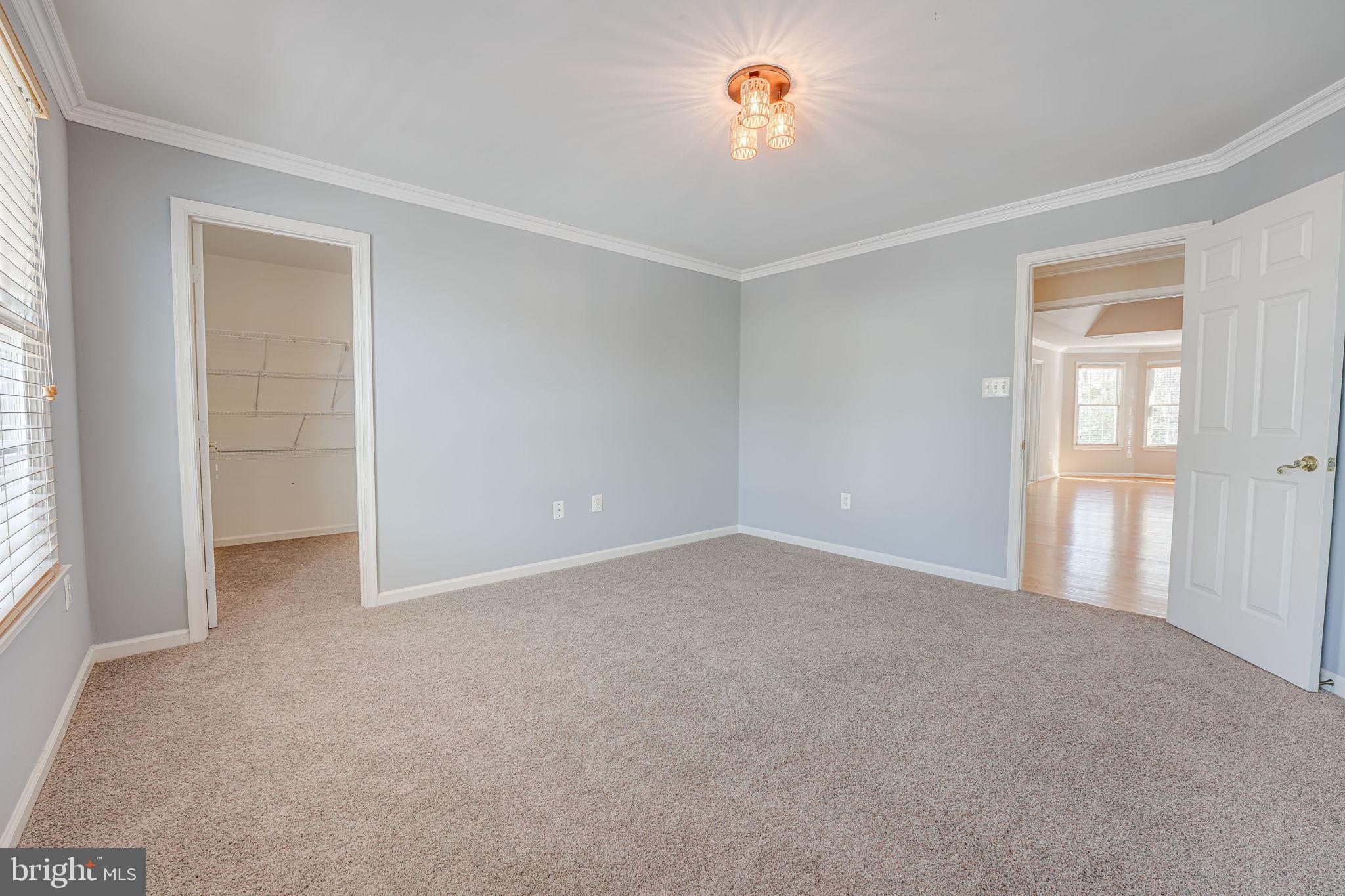 CREST RIDGE ESTATES - Residential