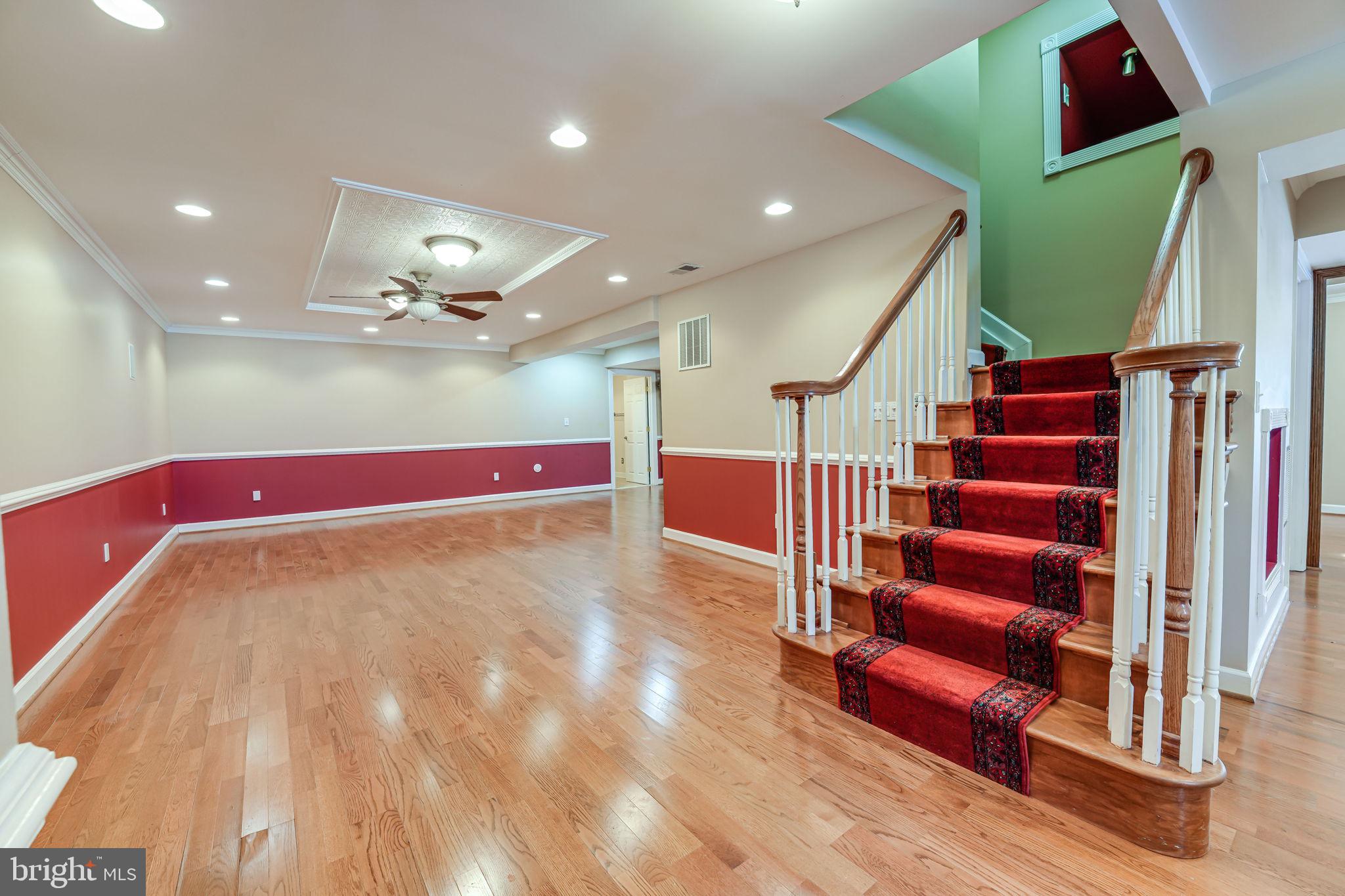 CREST RIDGE ESTATES - Residential