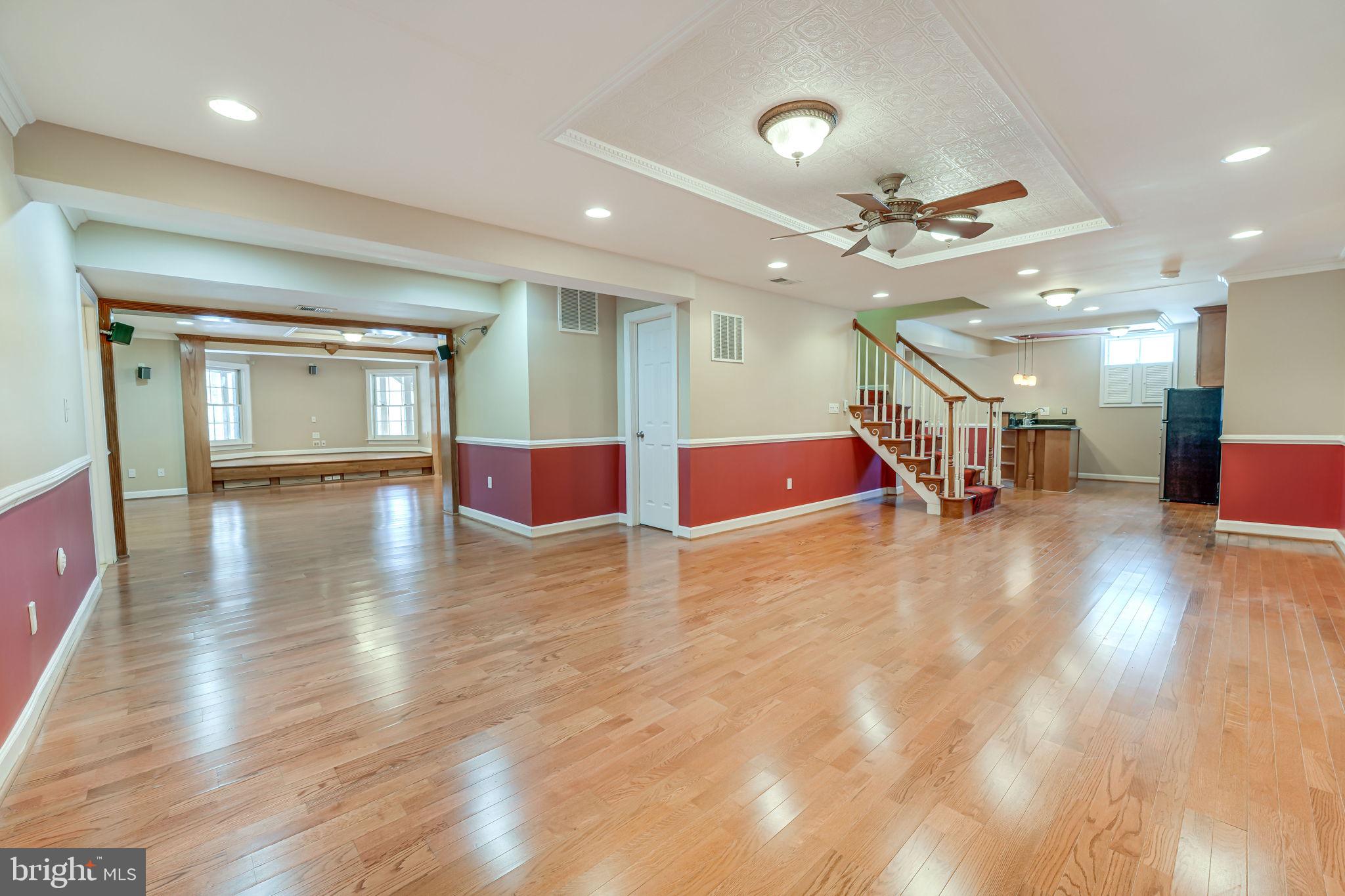 CREST RIDGE ESTATES - Residential