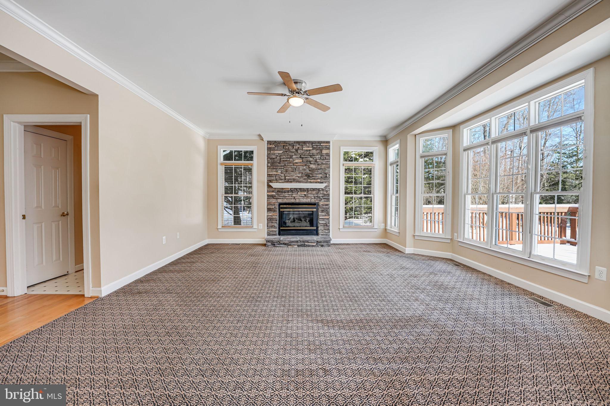CREST RIDGE ESTATES - Residential