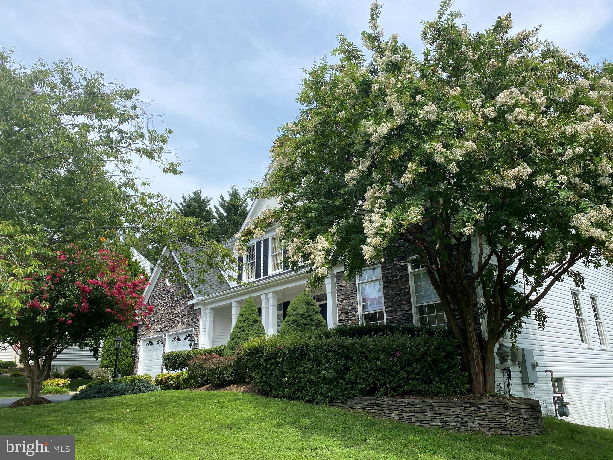 CREST RIDGE ESTATES - Residential