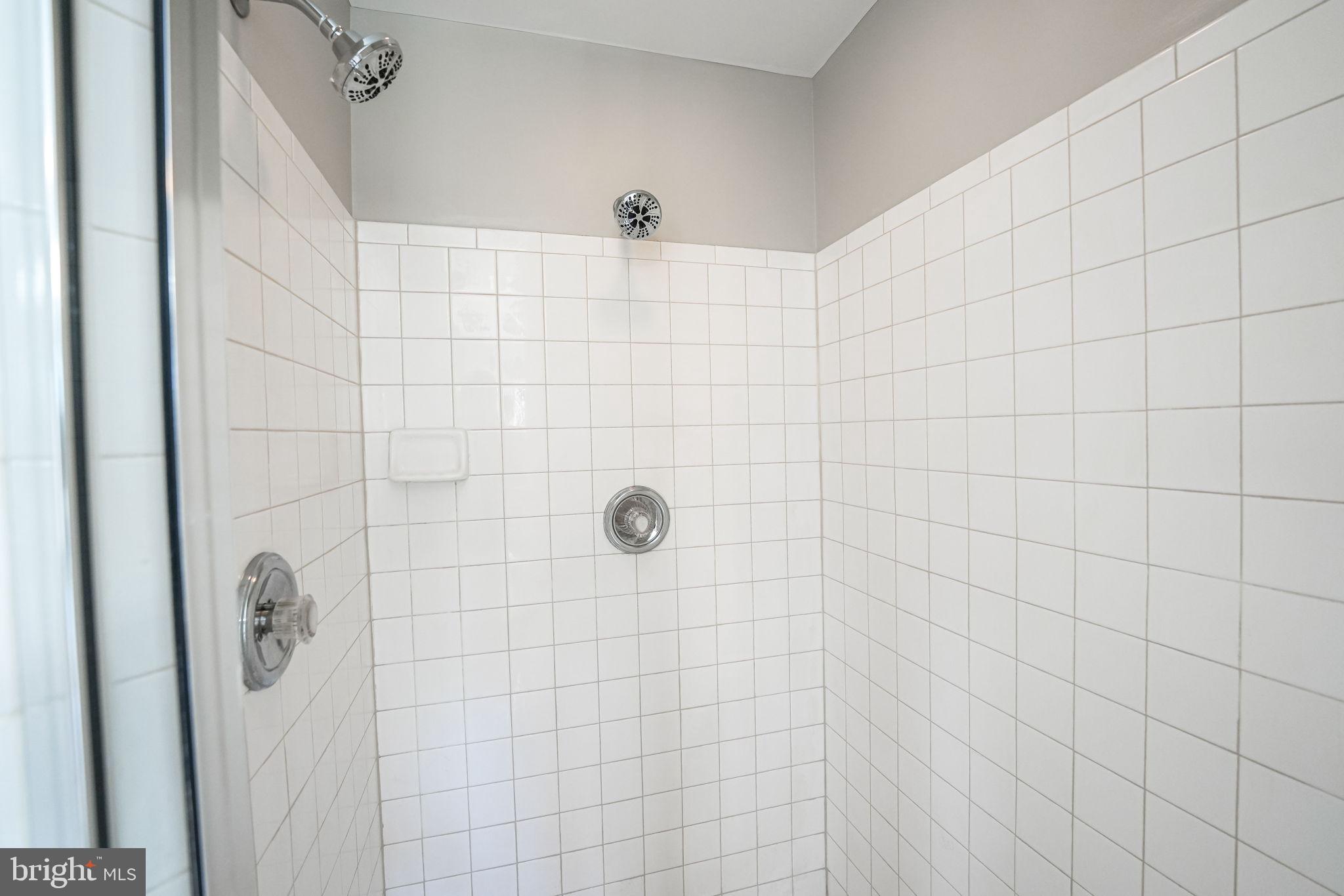CREST RIDGE ESTATES - Residential
