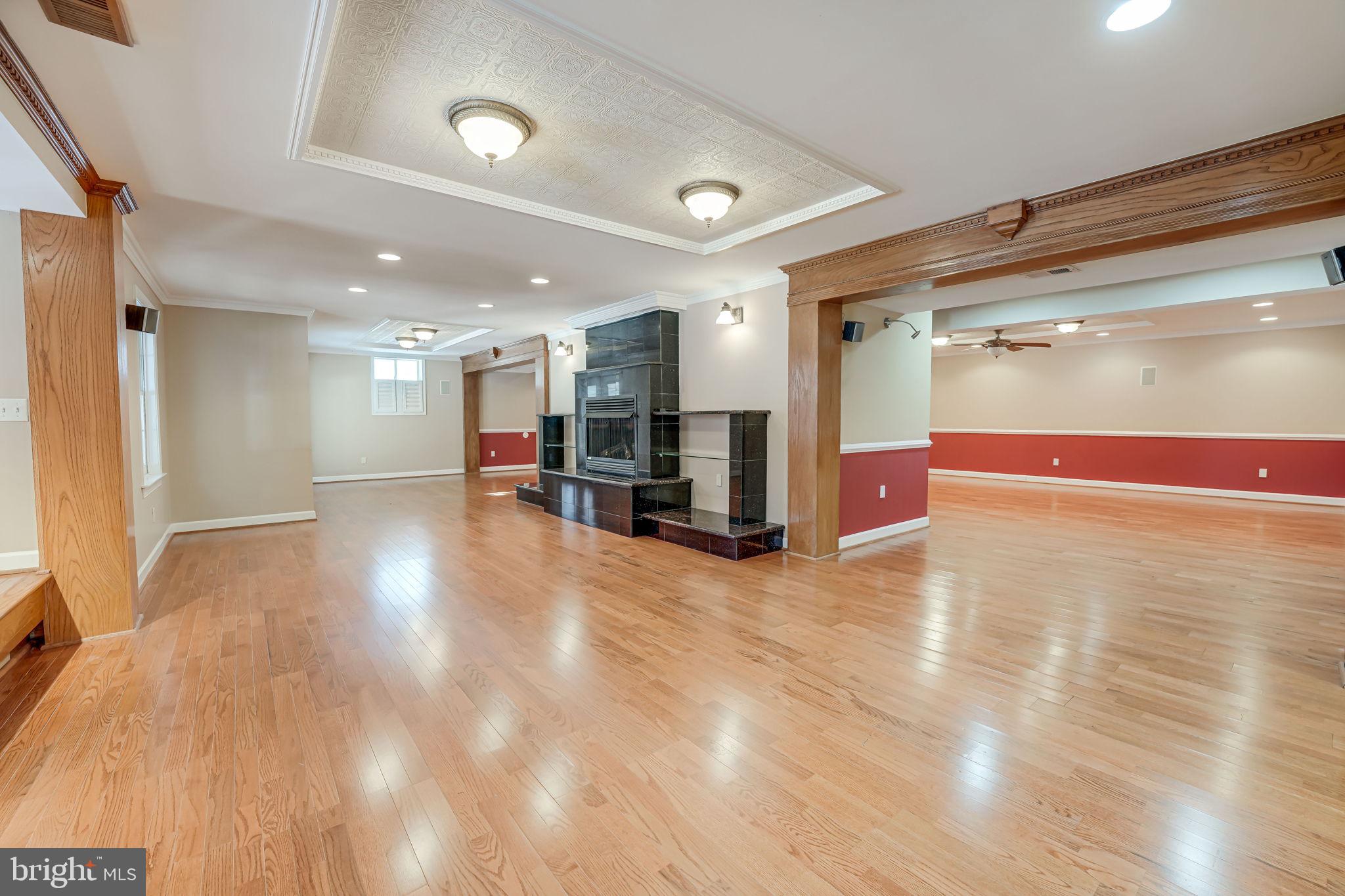 CREST RIDGE ESTATES - Residential