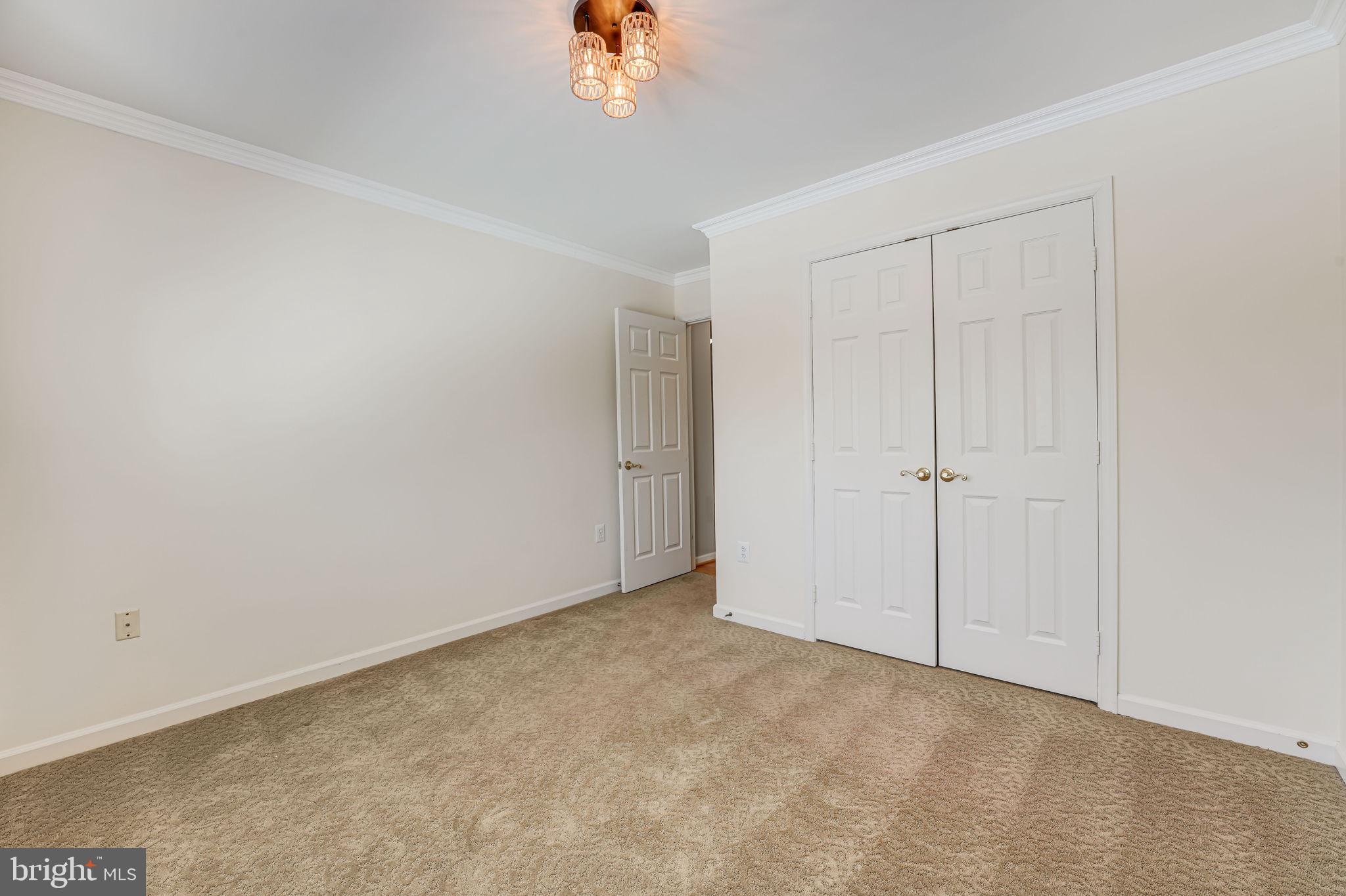 CREST RIDGE ESTATES - Residential
