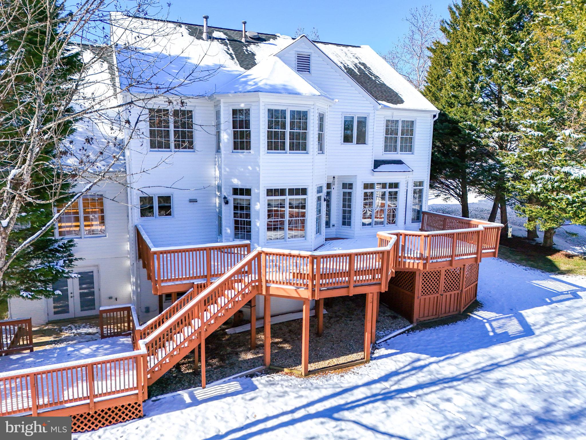 CREST RIDGE ESTATES - Residential