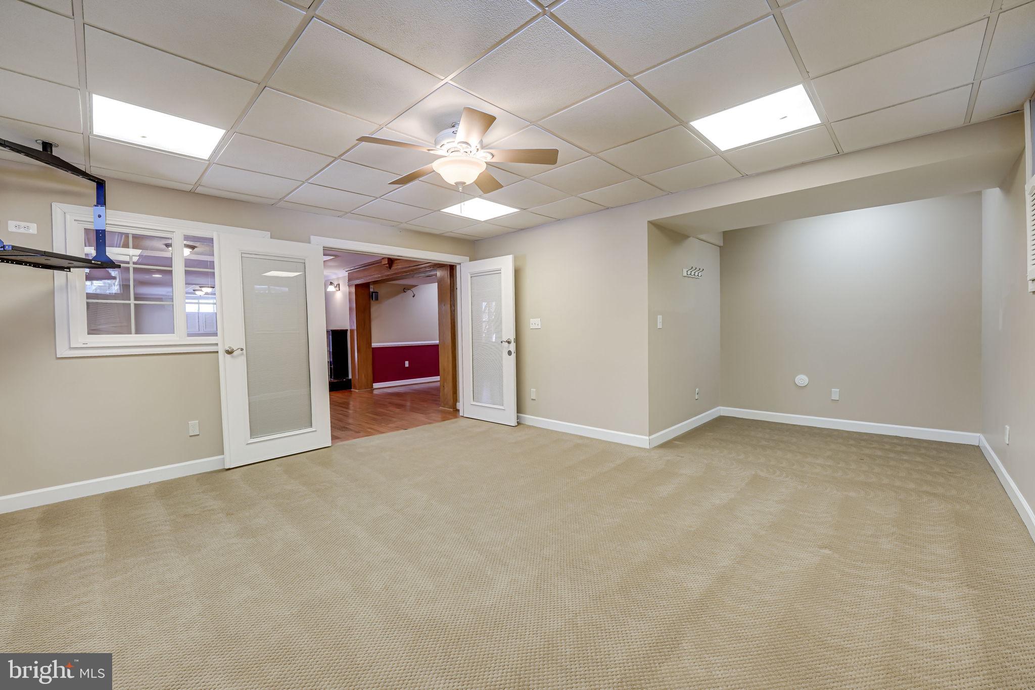 CREST RIDGE ESTATES - Residential