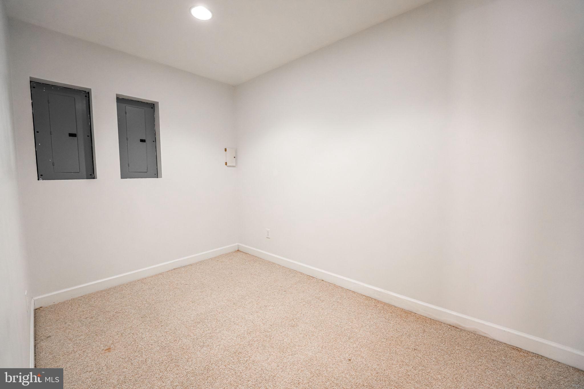 CREST RIDGE ESTATES - Residential