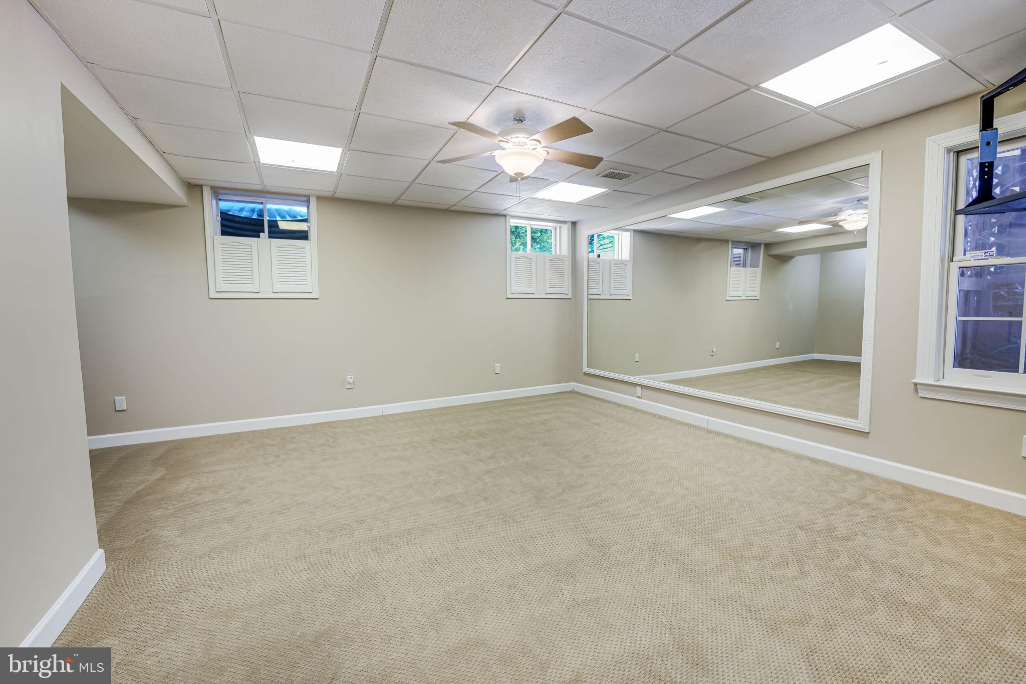CREST RIDGE ESTATES - Residential