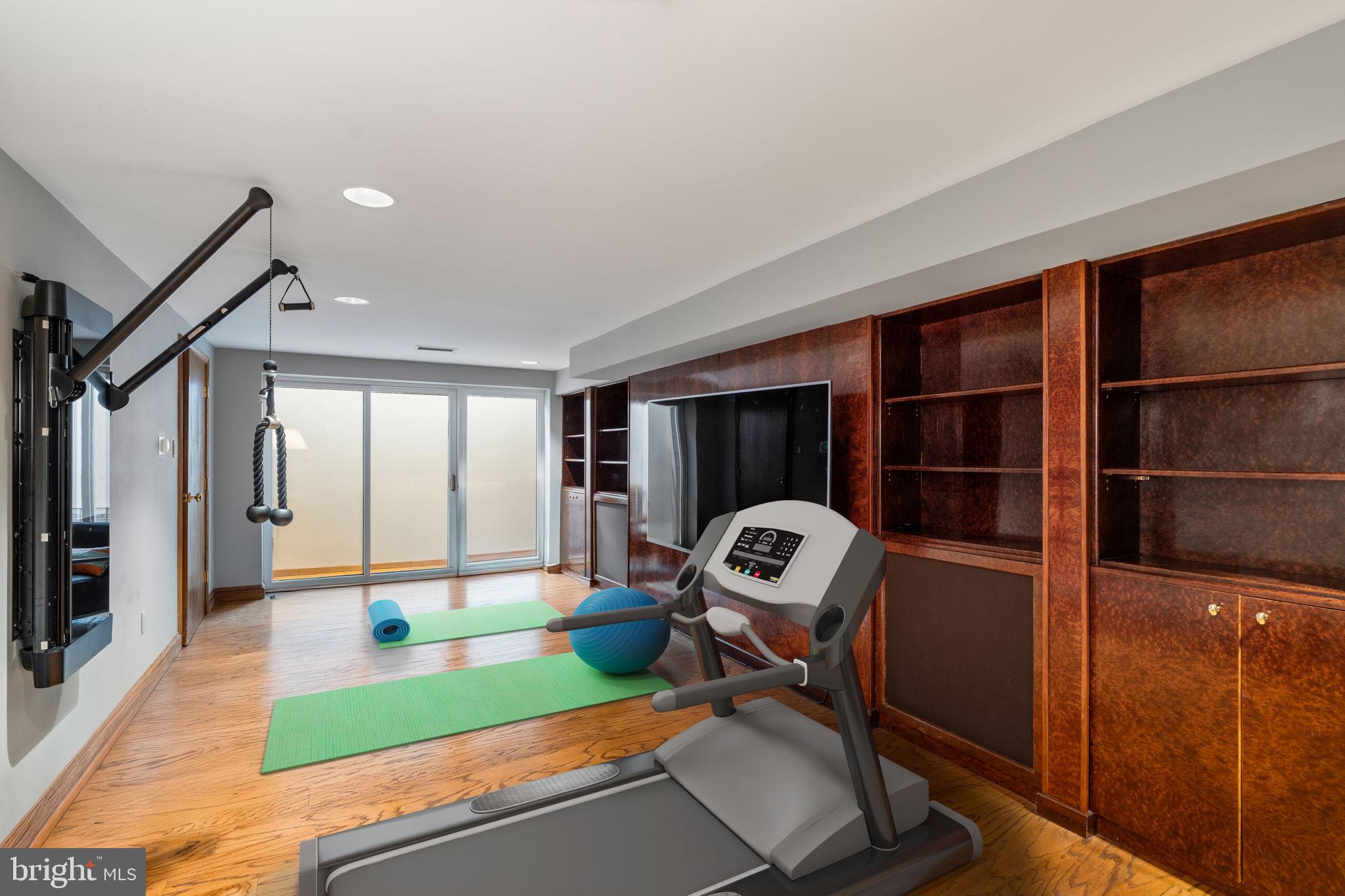 RITTENHOUSE SQUARE - Residential