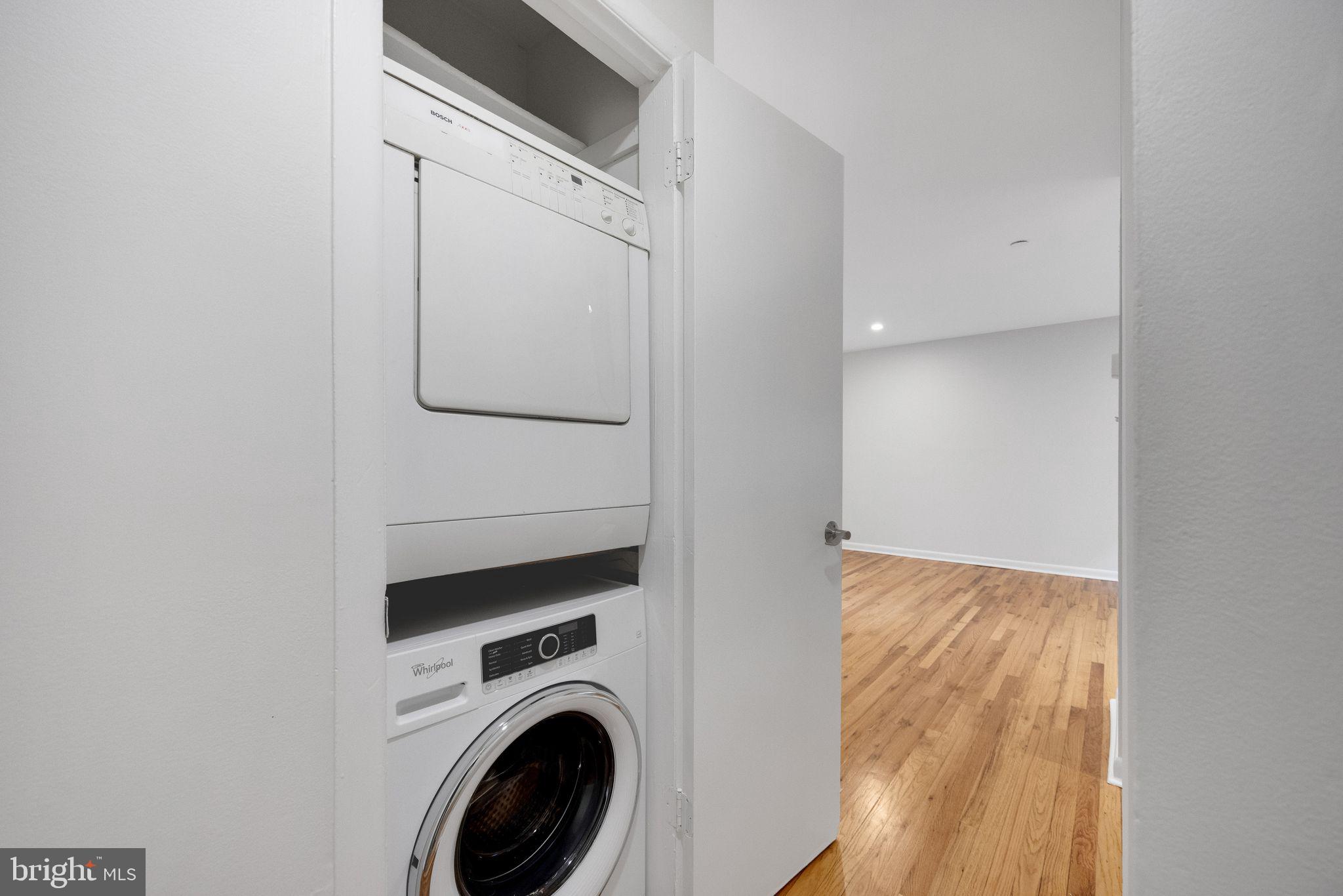 WASHINGTON SQ WEST - Residential