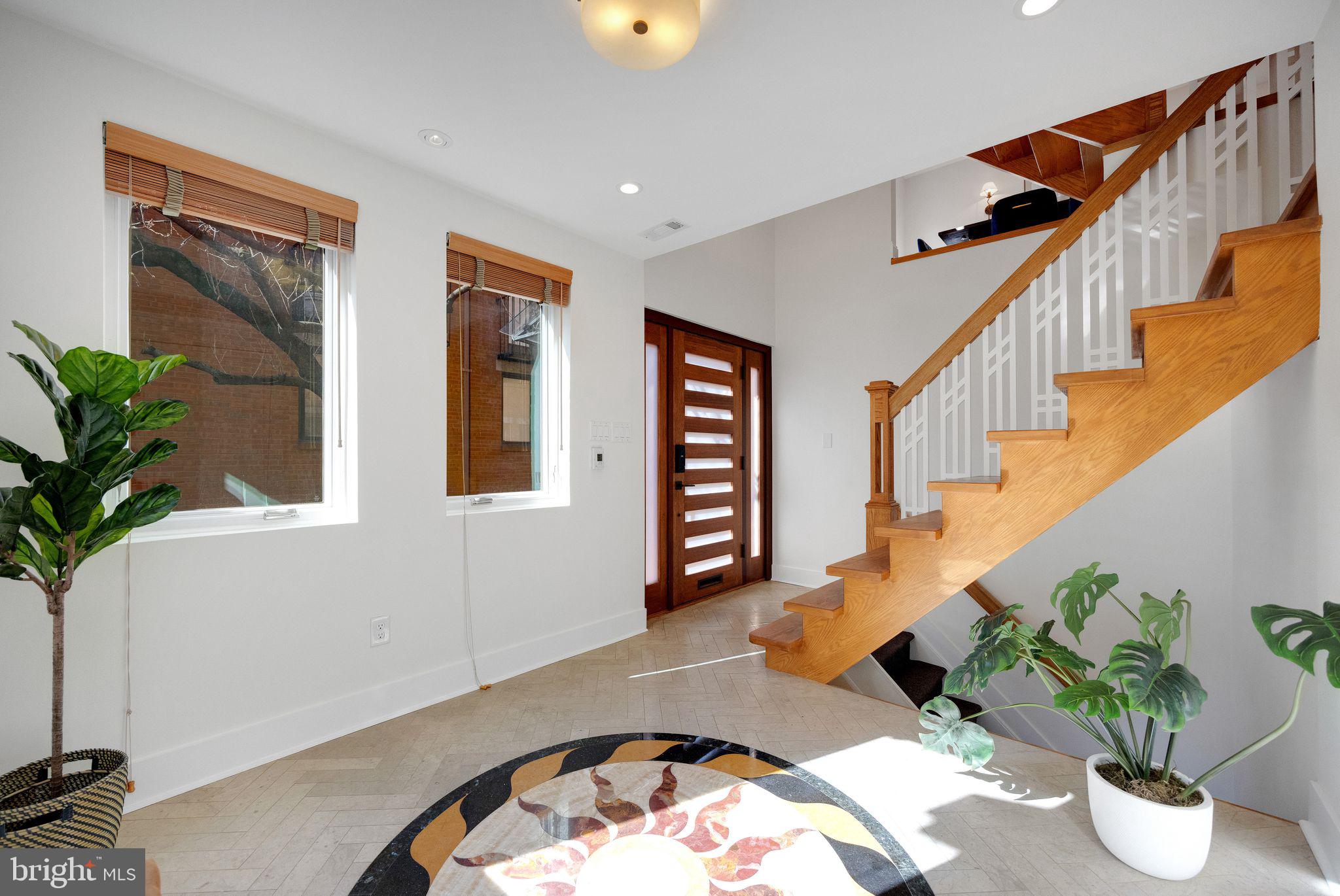 WASHINGTON SQ WEST - Residential