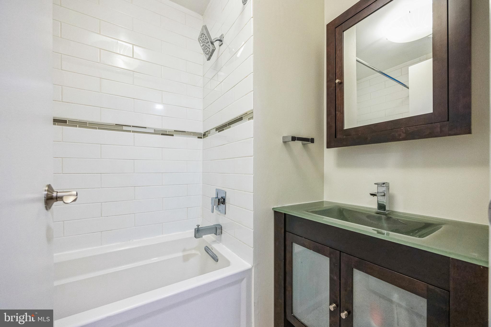 WASHINGTON SQ WEST - Residential
