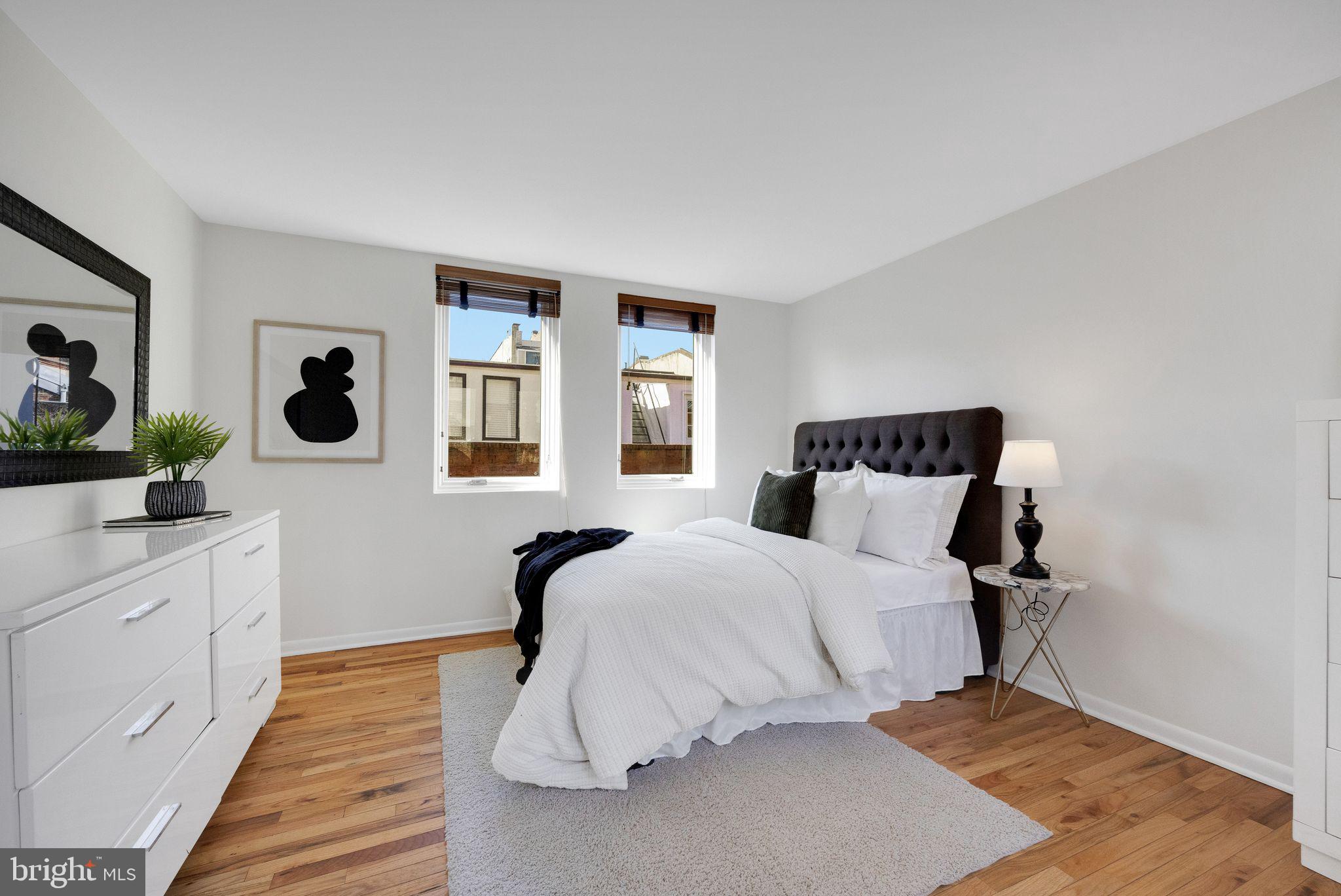 WASHINGTON SQ WEST - Residential