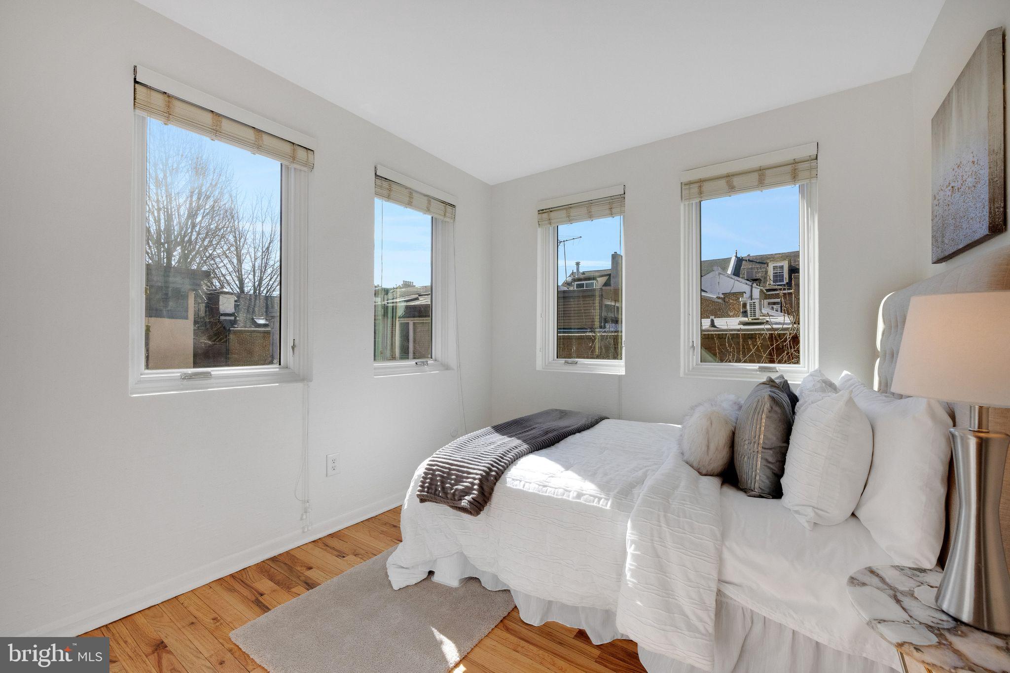 WASHINGTON SQ WEST - Residential